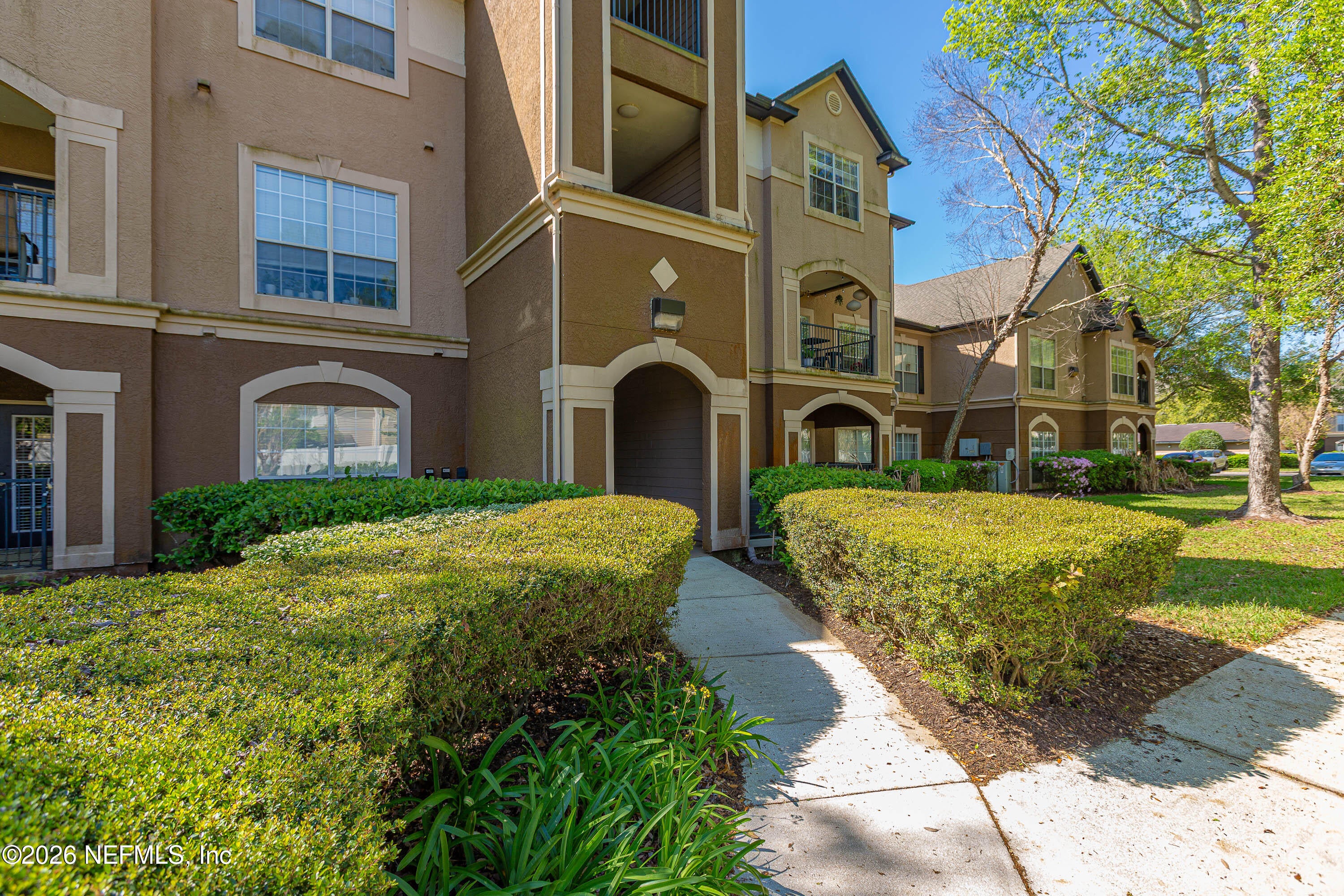 10961 Burnt Mill Road 734 — photo