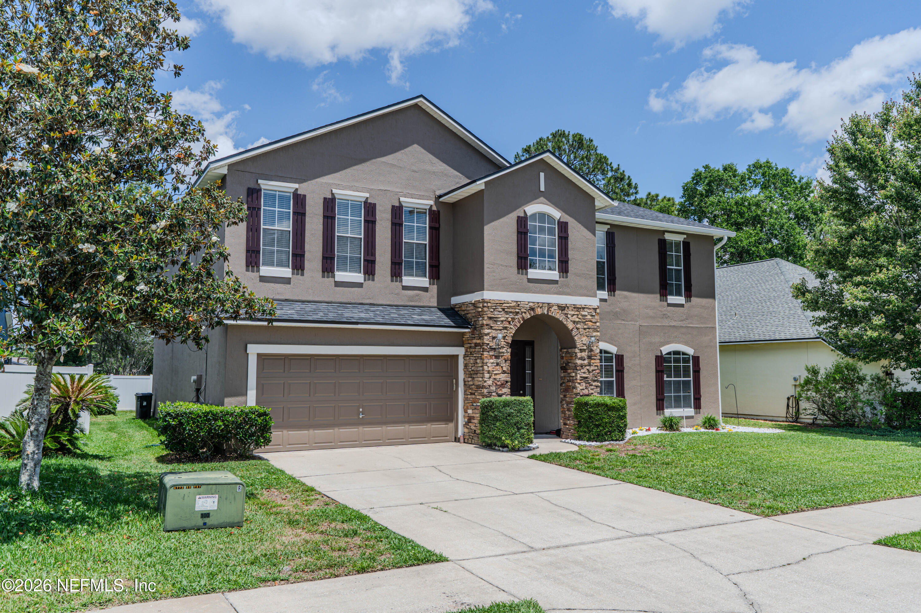 2622 Kermit Court — photo