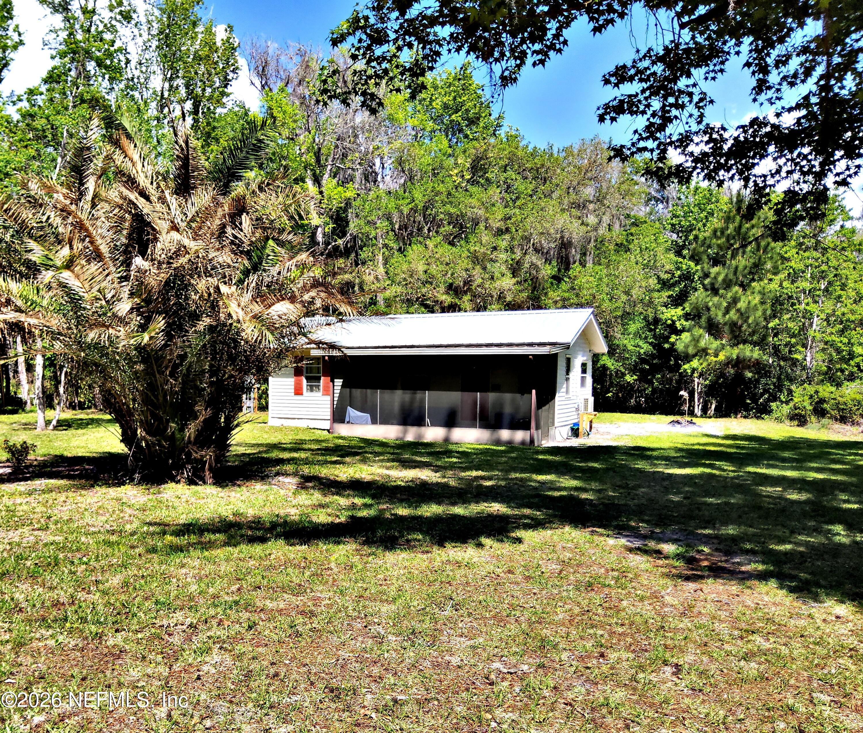 118 N Hubers Fish Camp Road — photo