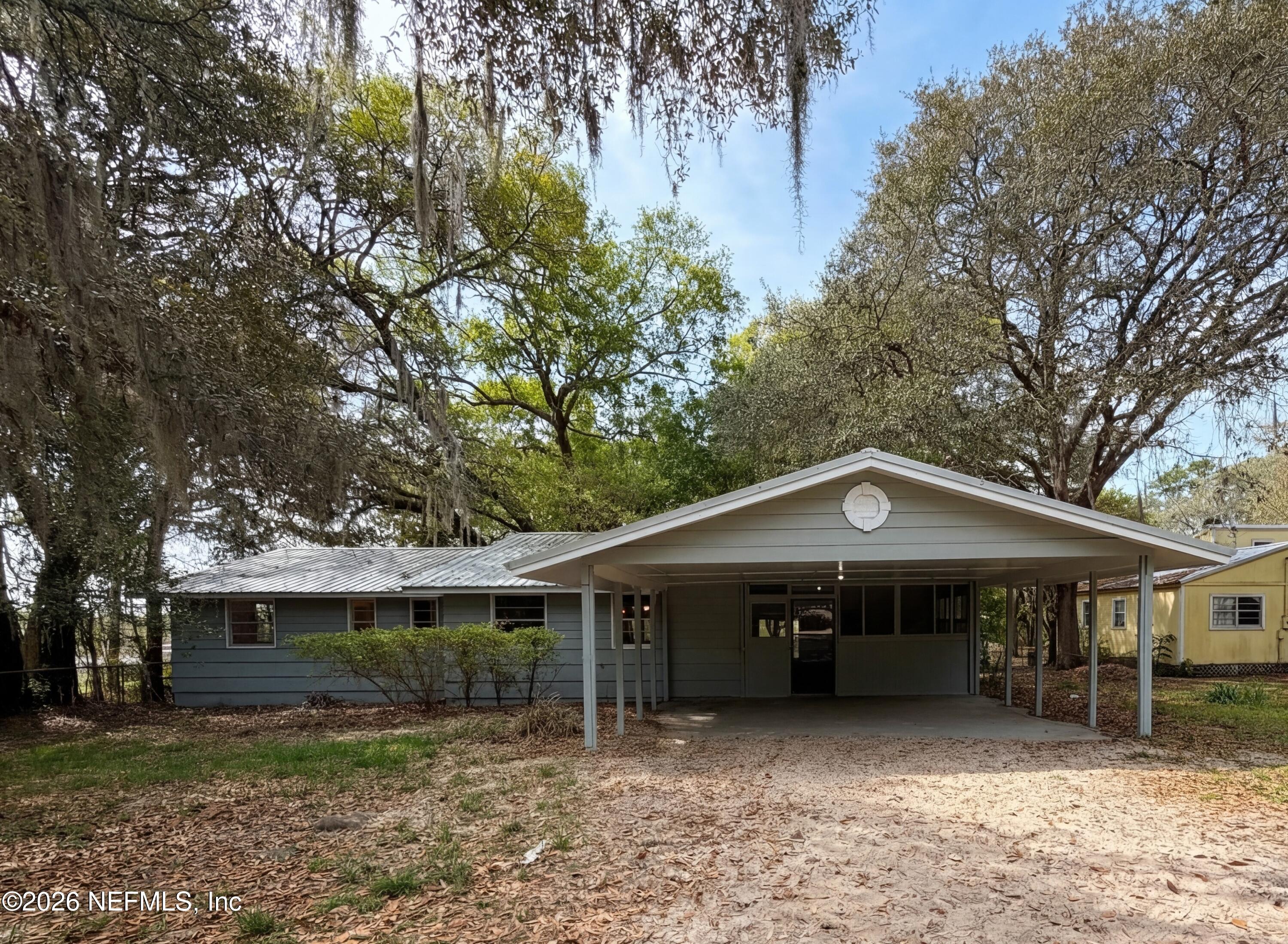 6917 Gatorbone Road — photo