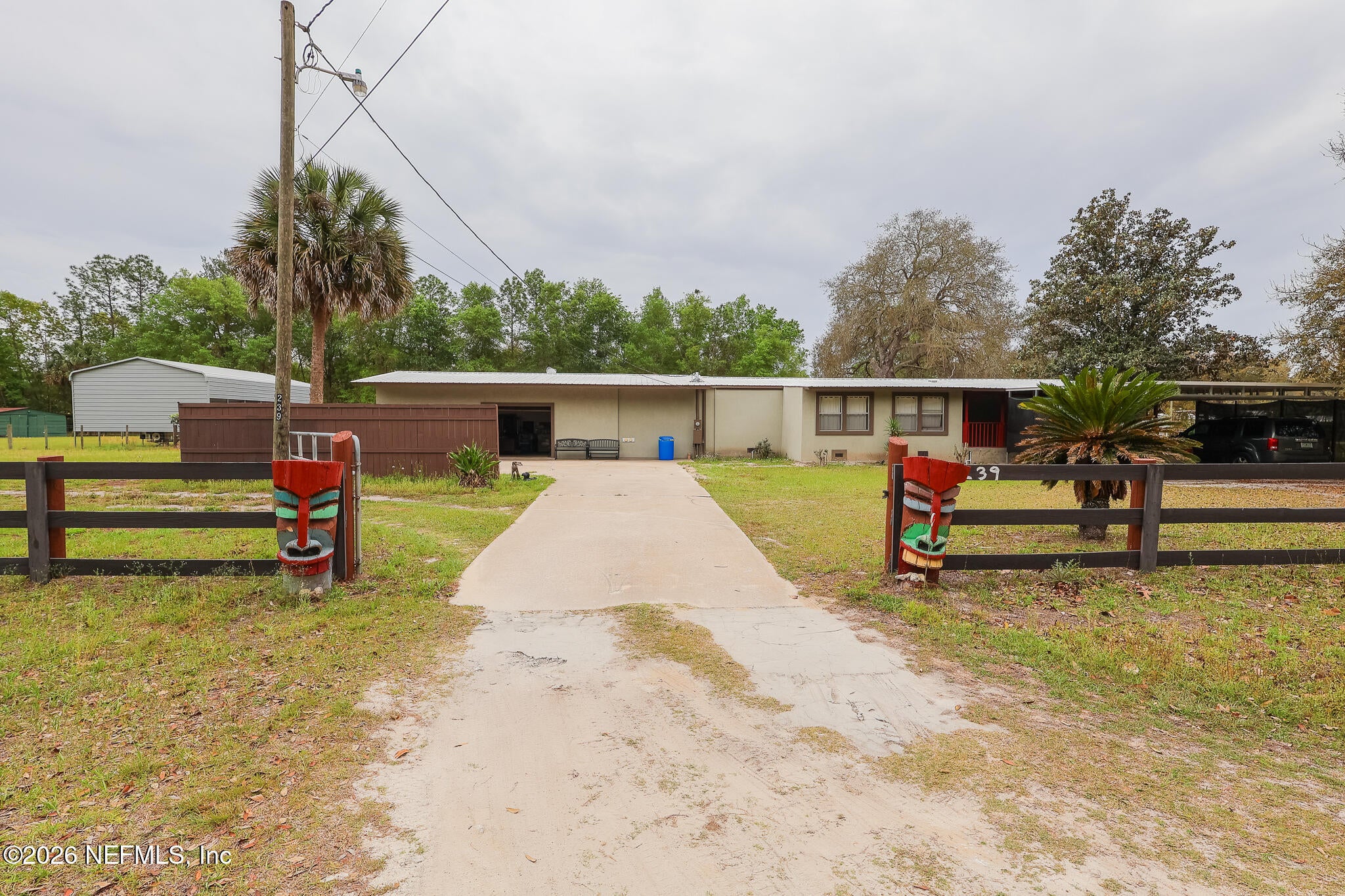 239 Lynne Drive — photo