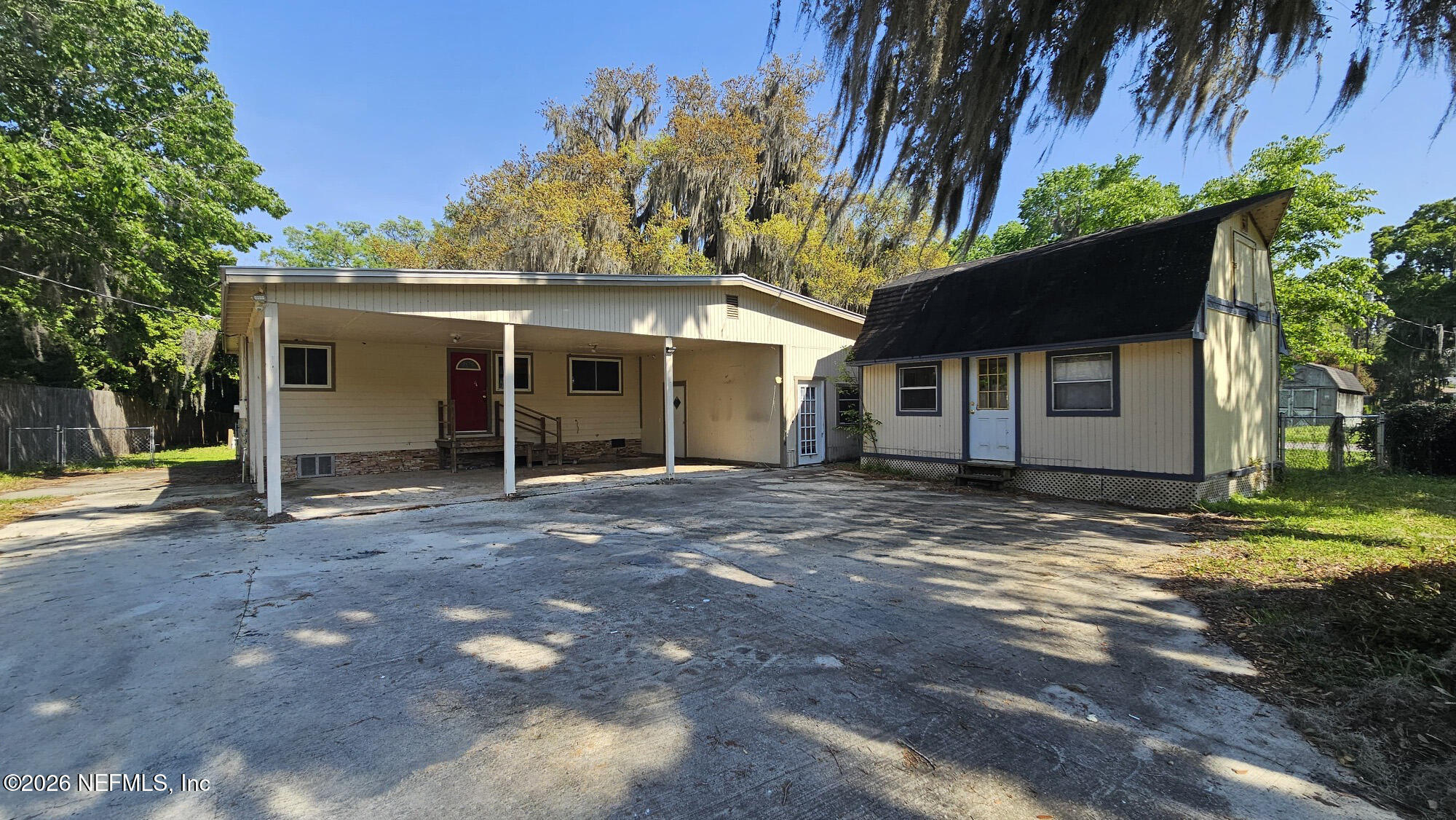 220 Six Pond Trail — photo