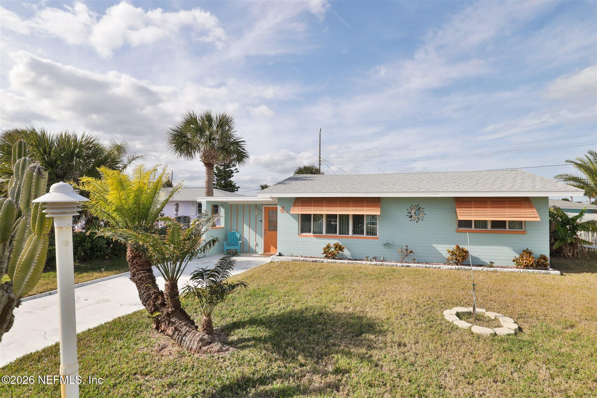 7 Azalea Drive — photo