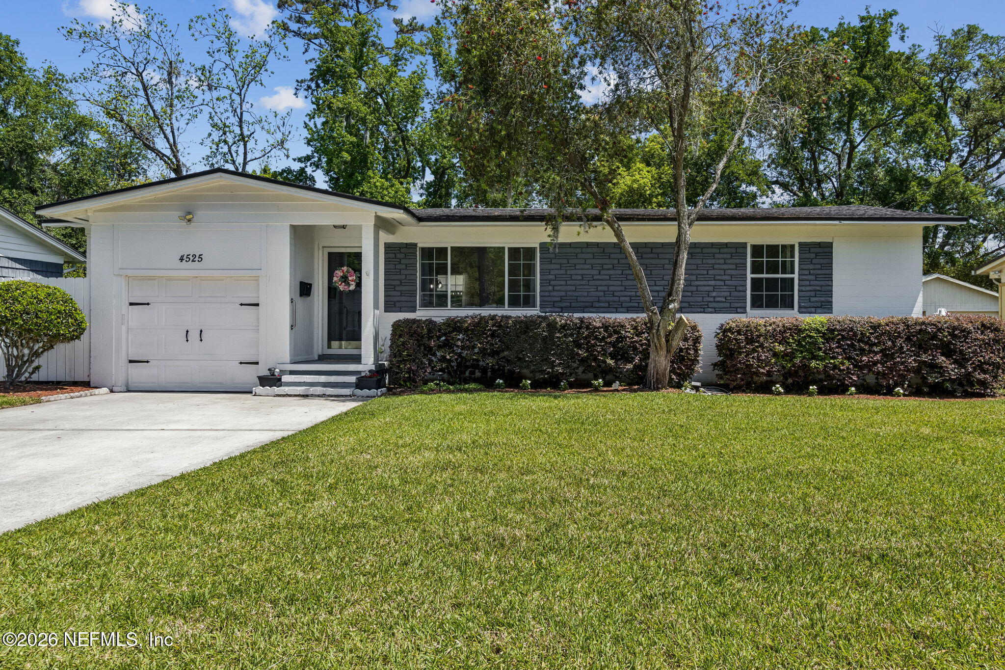 4525 Water Oak Lane — photo
