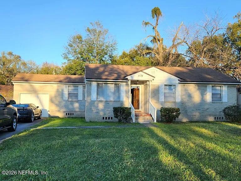 7927 Reid Avenue — photo