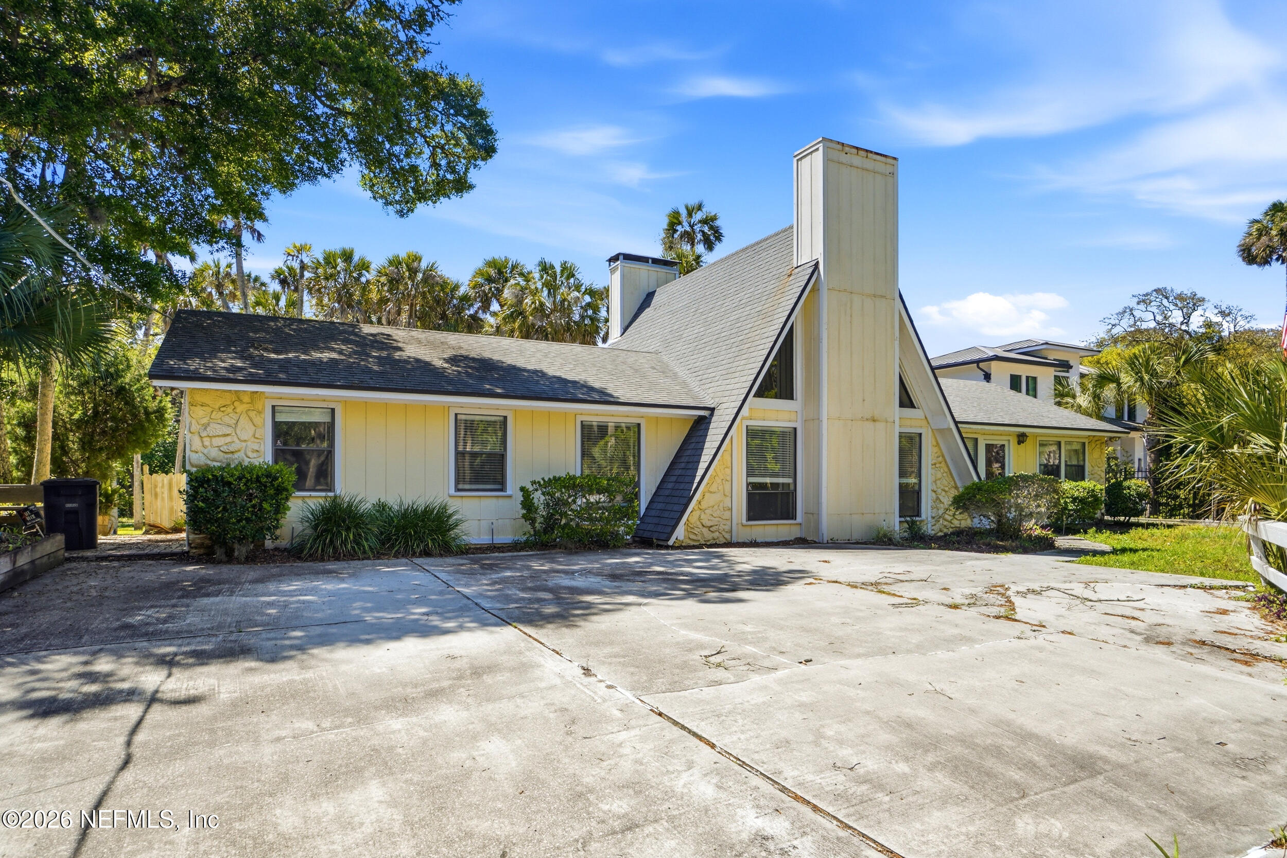 2428 Seminole Road — photo
