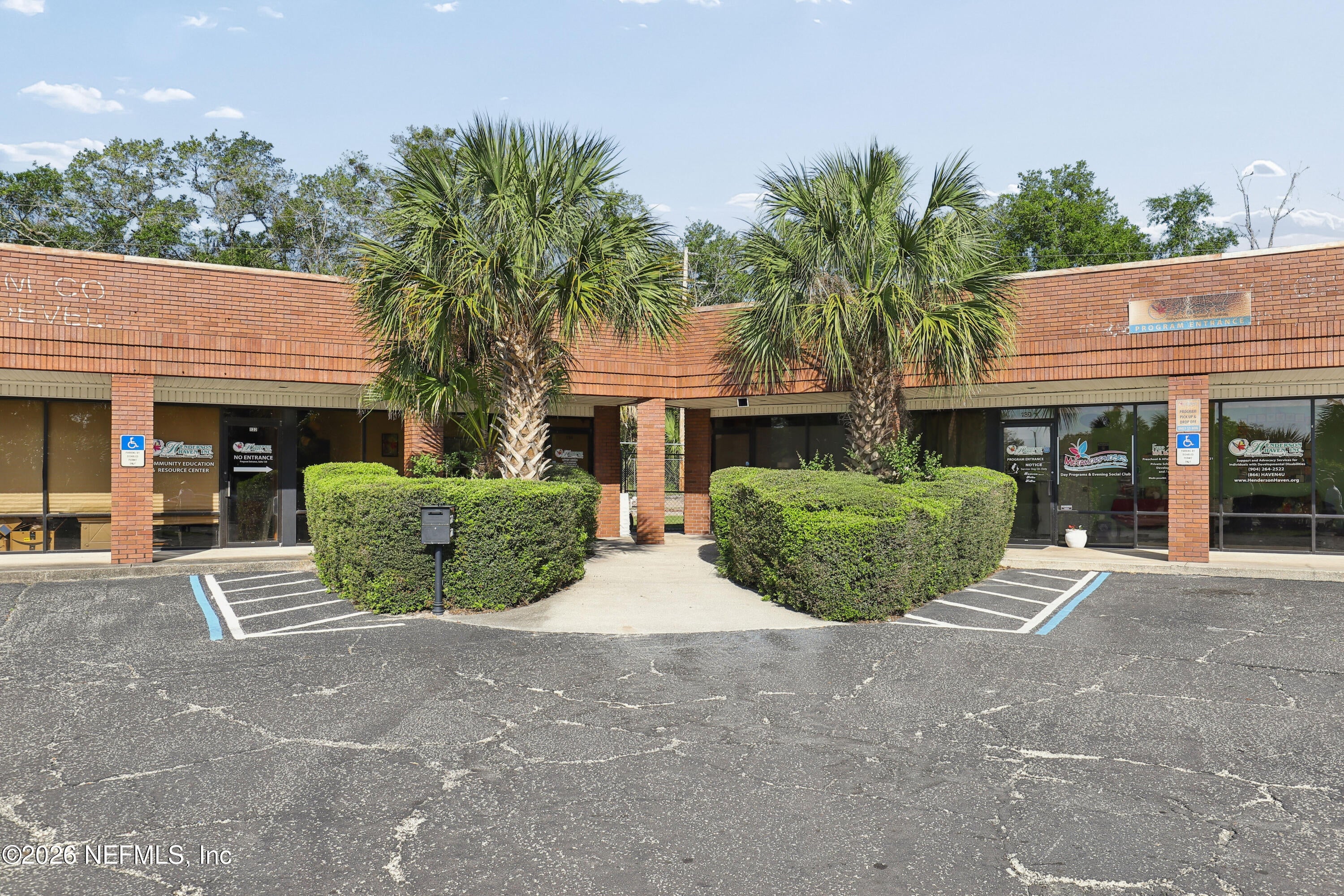 772 Foxridge Center Drive — photo
