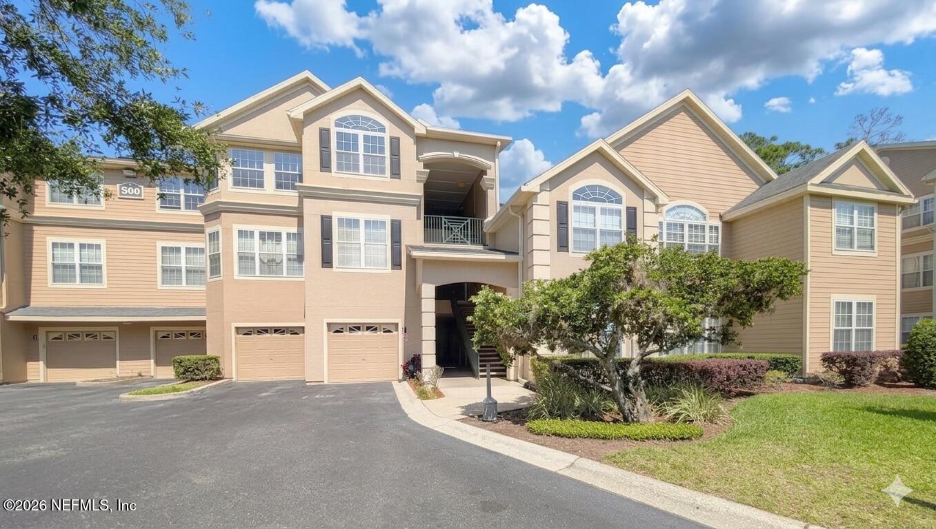 13810 Sutton Park Drive N 535 — photo