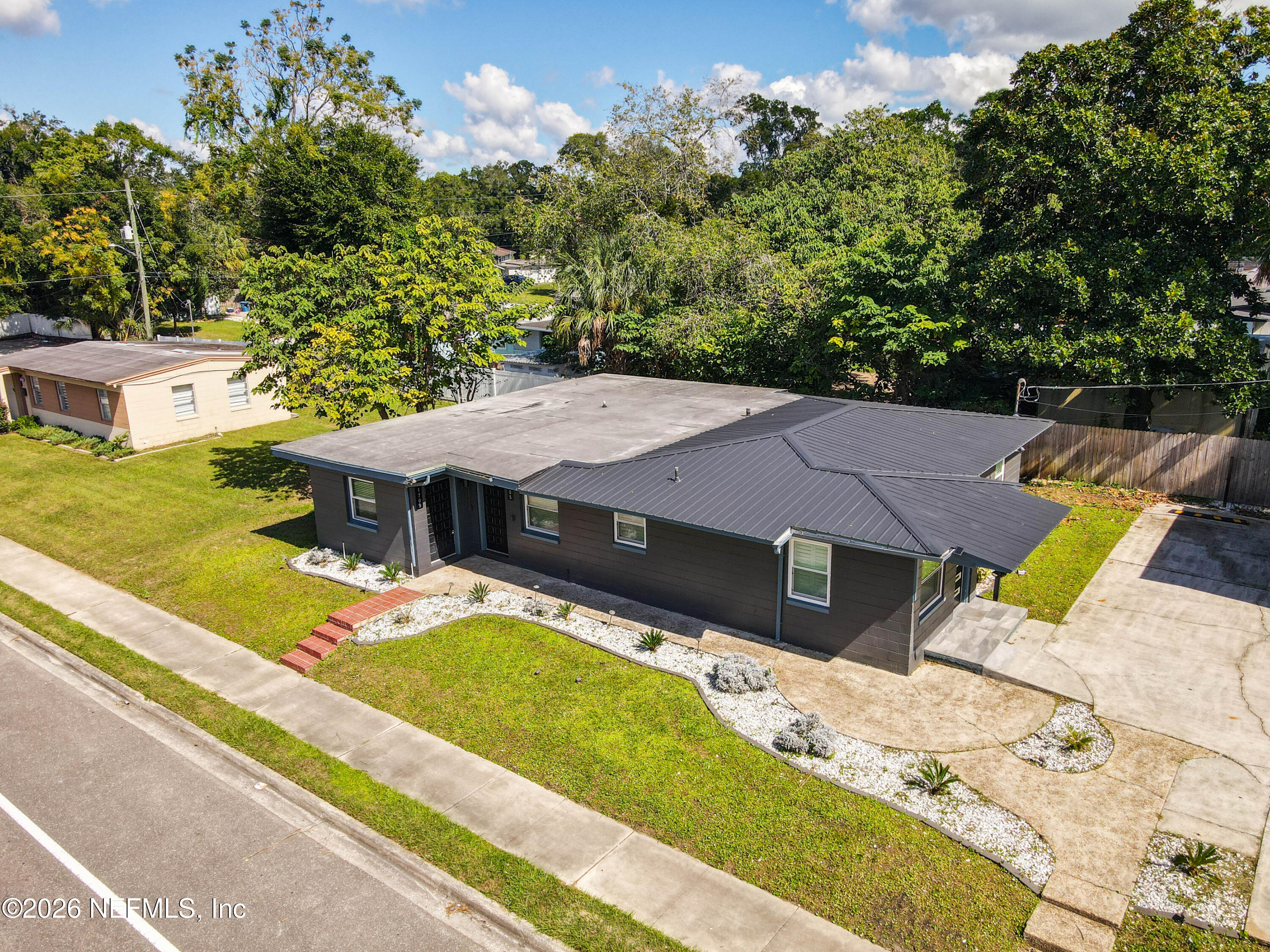 1701 Rogero Road — photo