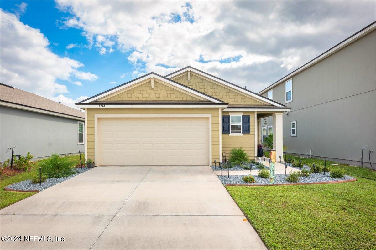 2302 Falling Star Lane — photo