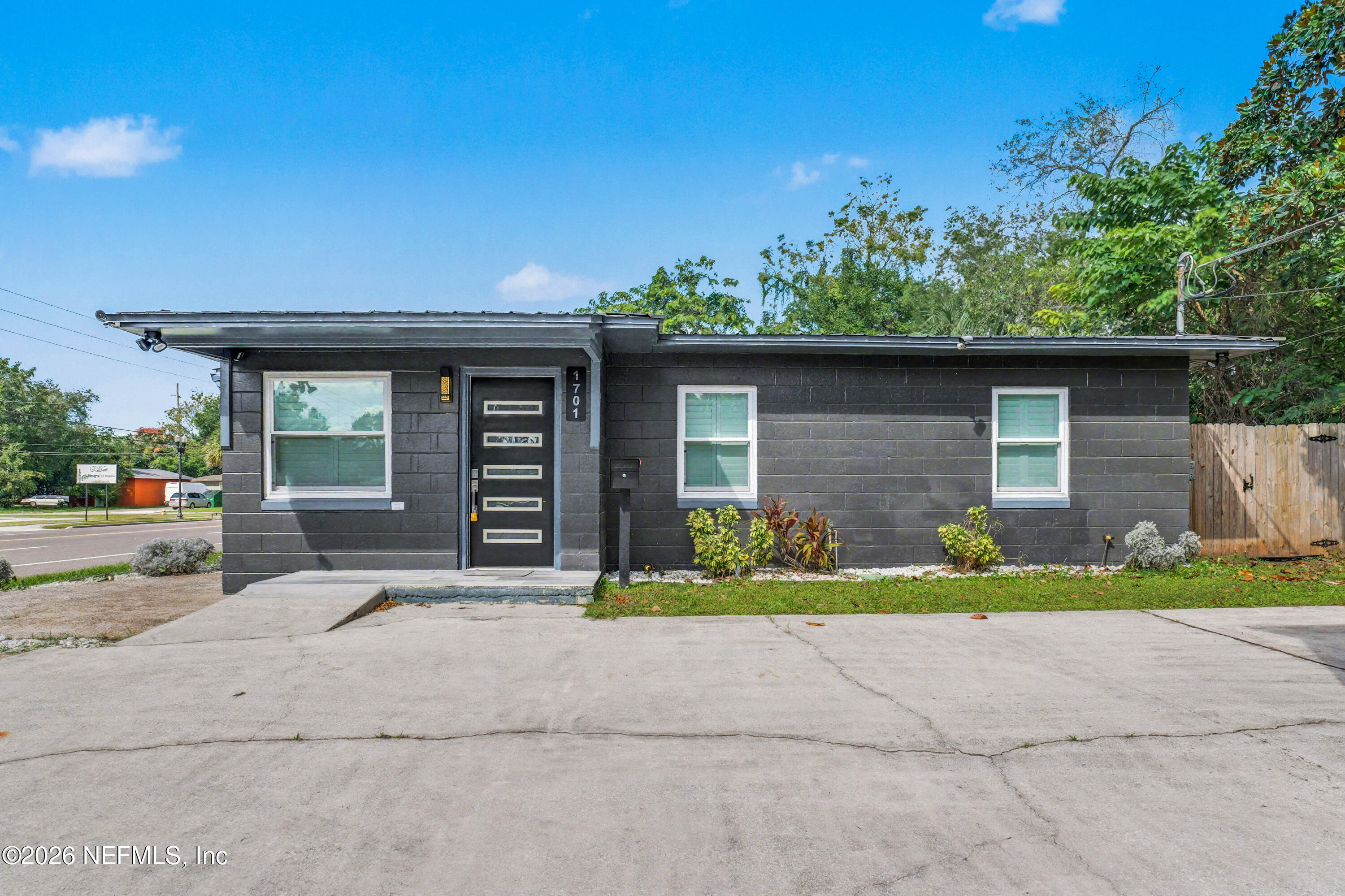 1701 Rogero Road 1701 — photo