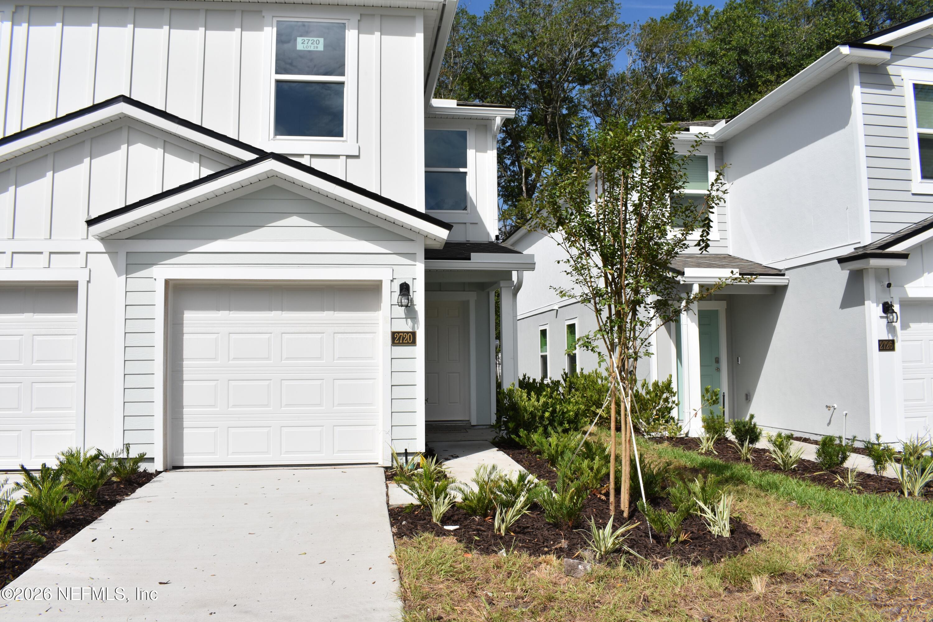 2720 Iron Rock Court — photo