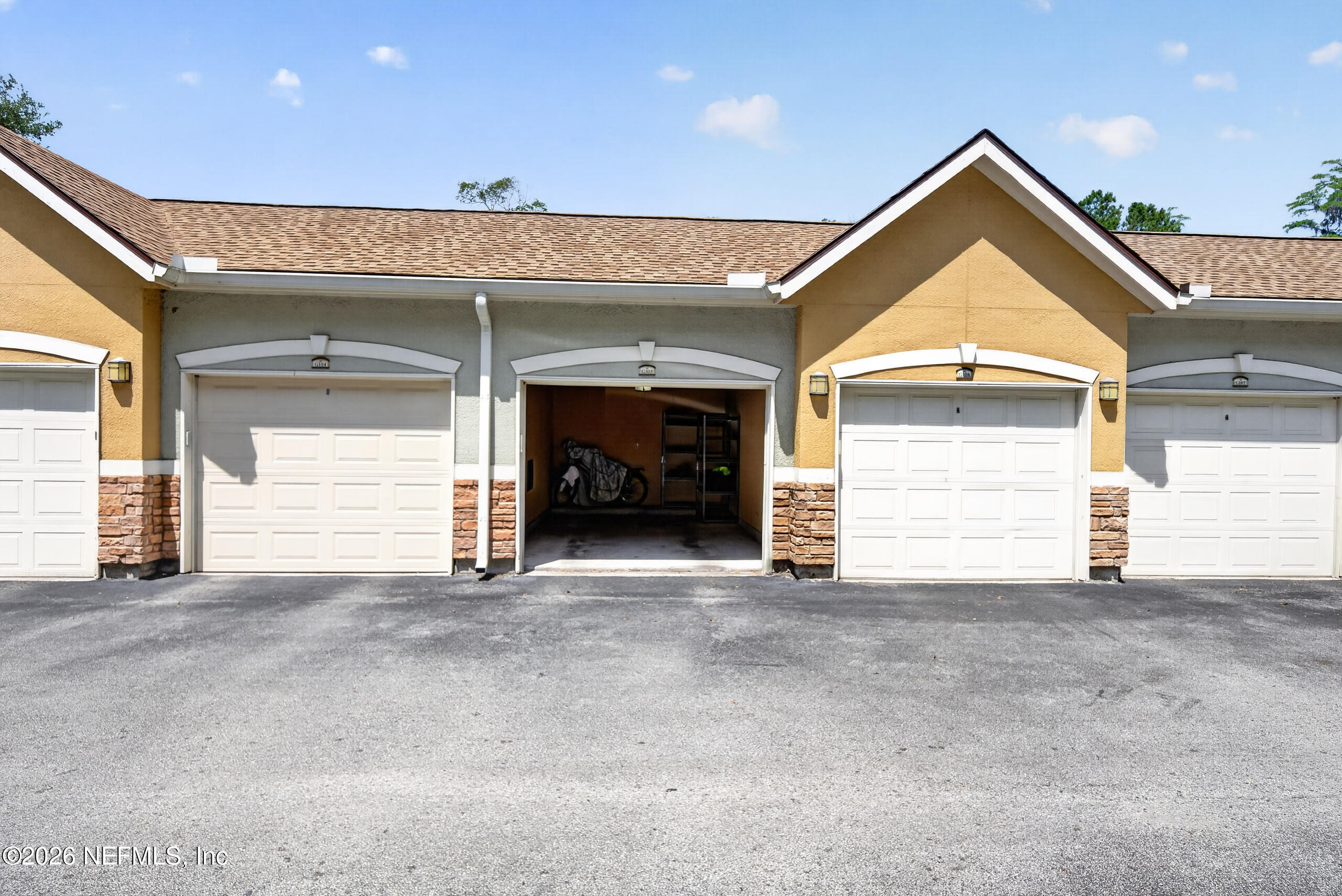 8539 Gate Parkway W 9439 — photo