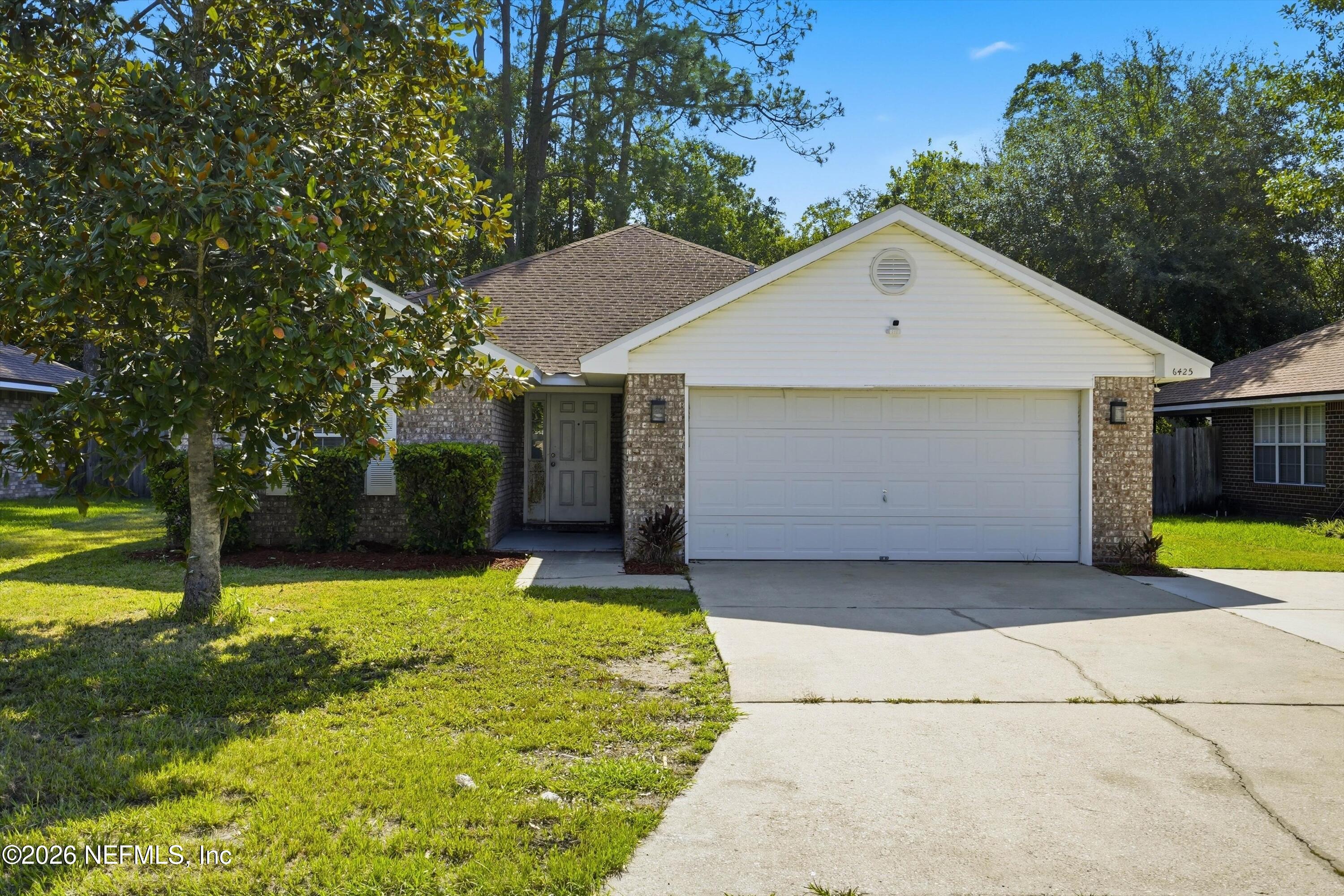 6425 Sarahs View Court — photo