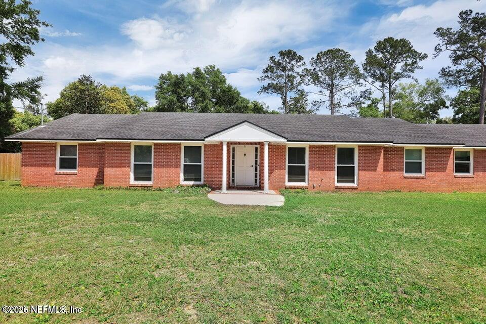 11707 Village Lane — photo