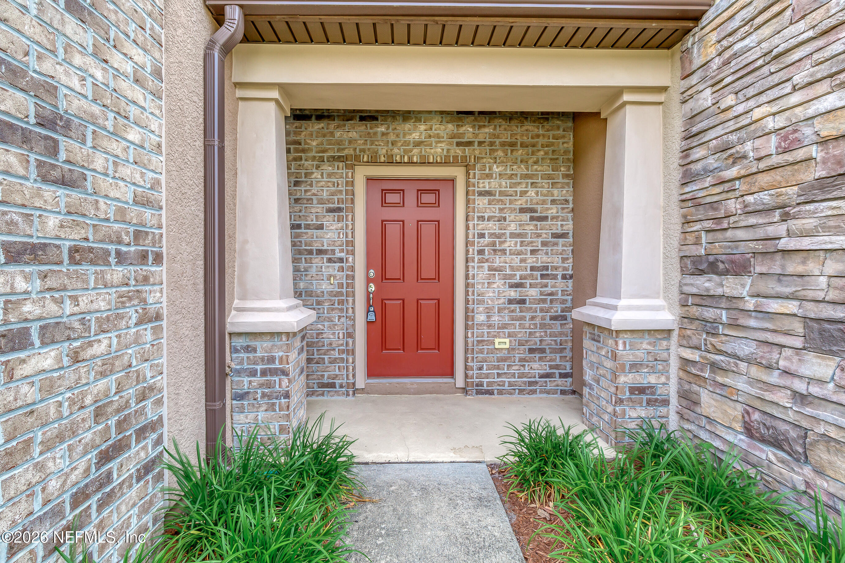 7021 Buroak Court — photo