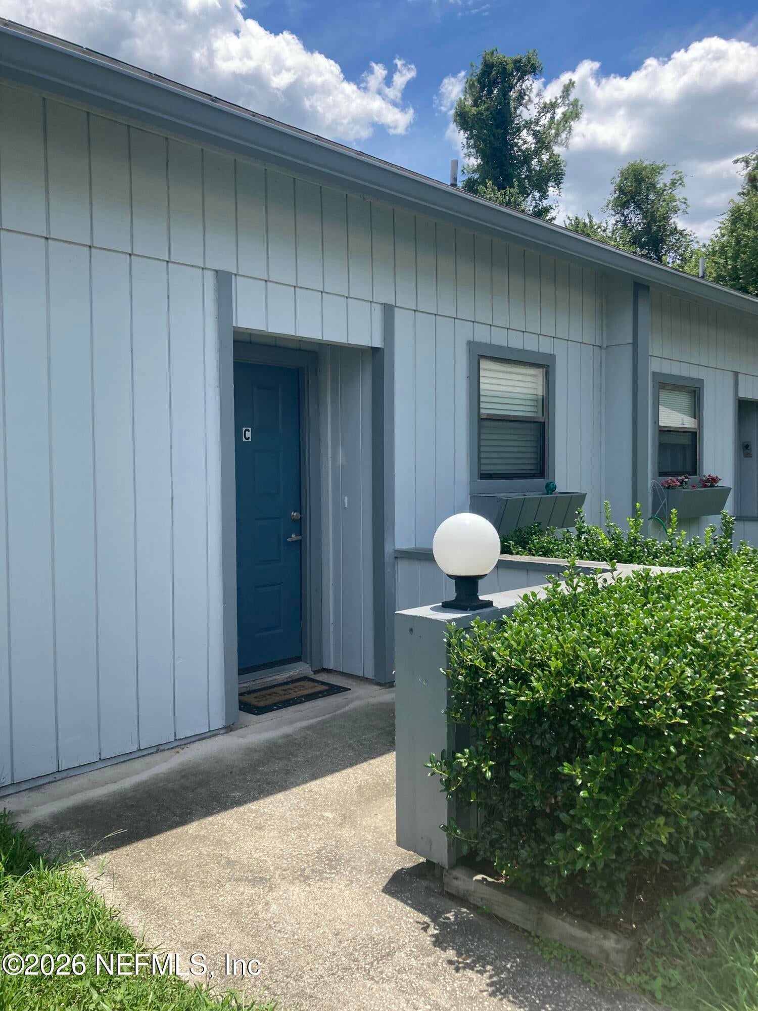 1270 Ticonderoga C — photo