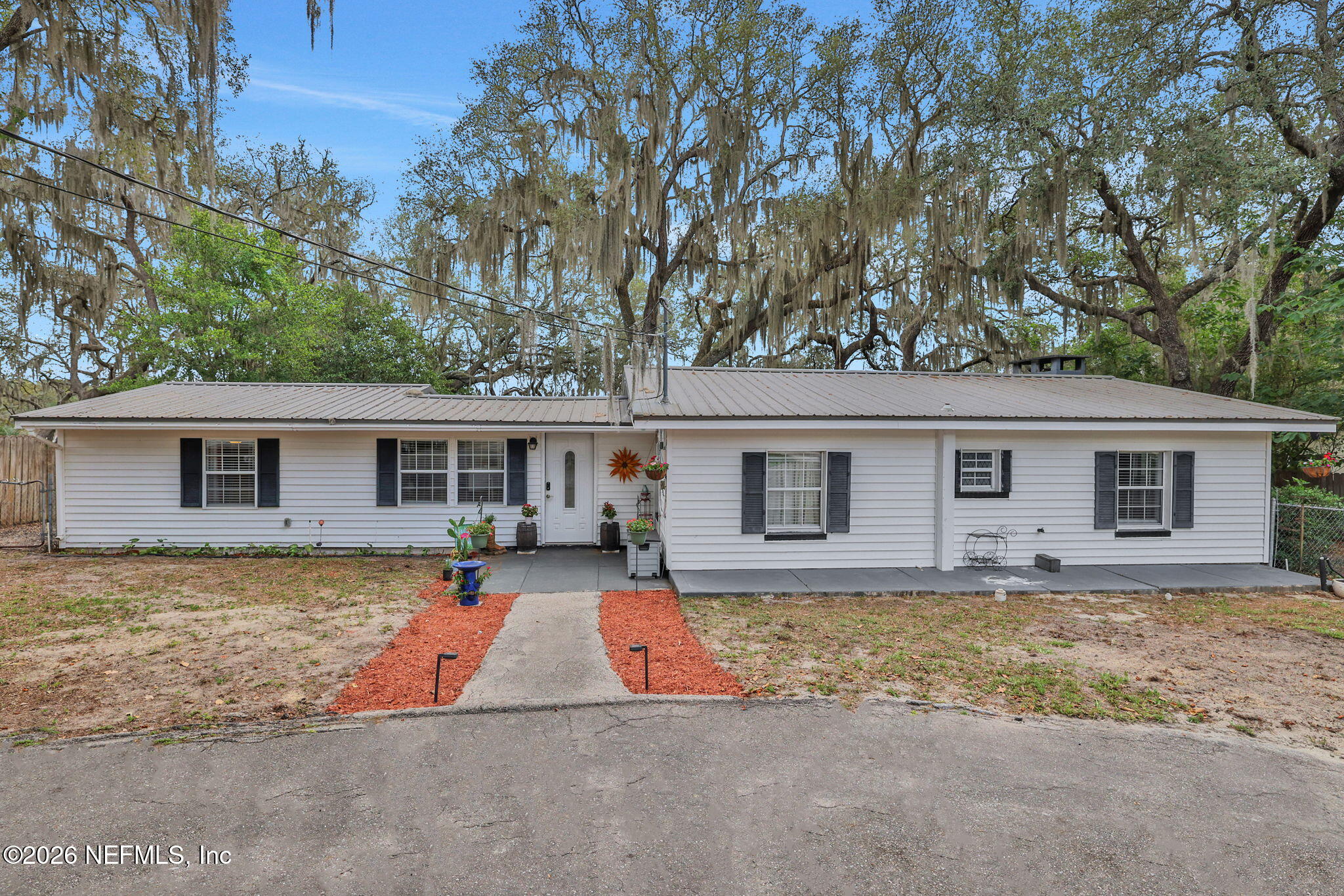6664 Woodland Drive — photo