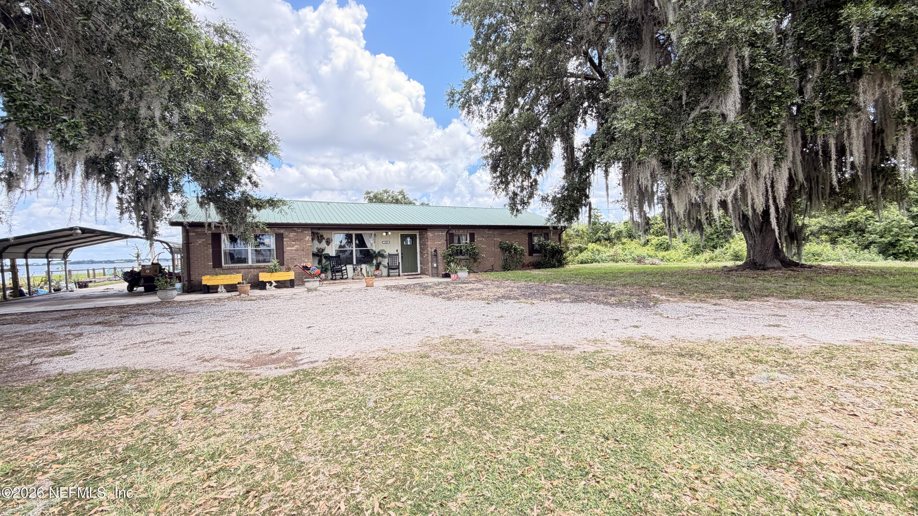 1302 Fort Meade Road — photo