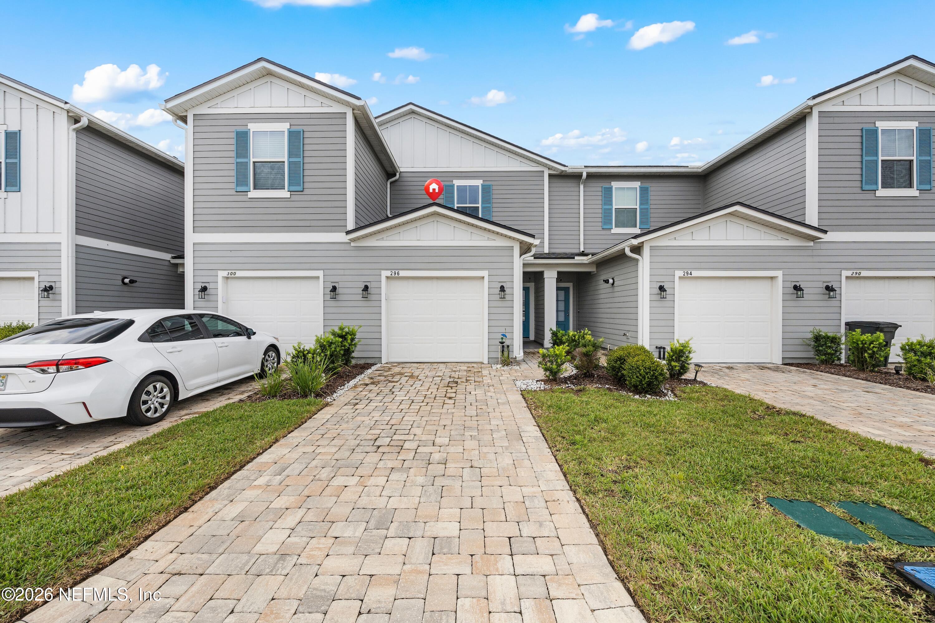 296 Brandon Lakes Drive — photo