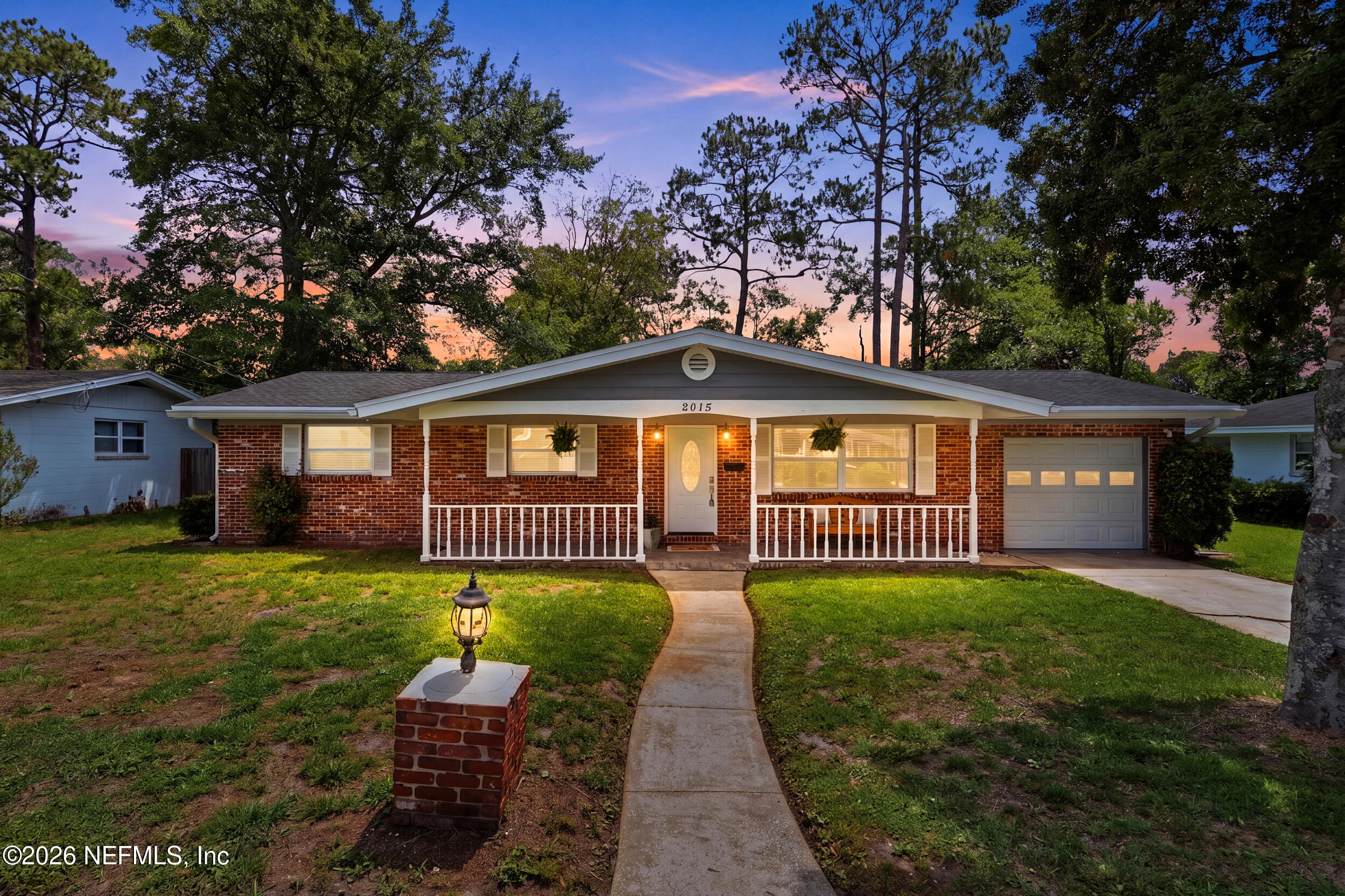 8015 Mendoza Drive — photo