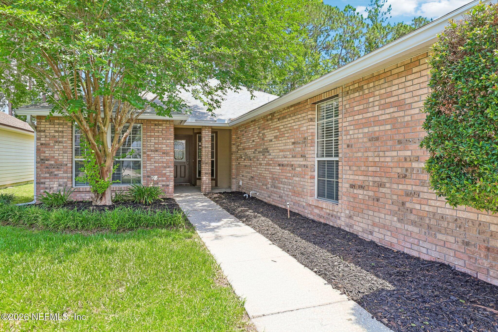 1667 Highland View Court — photo