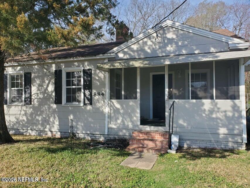884 Detroit Street — photo