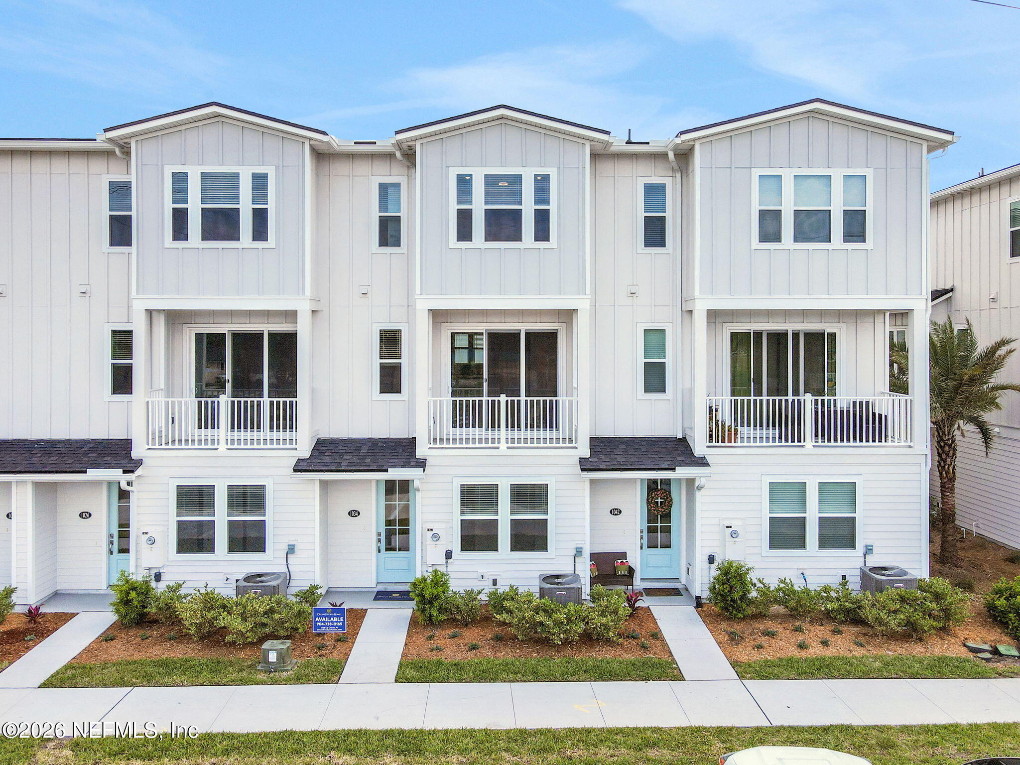20 Beach Way N — photo