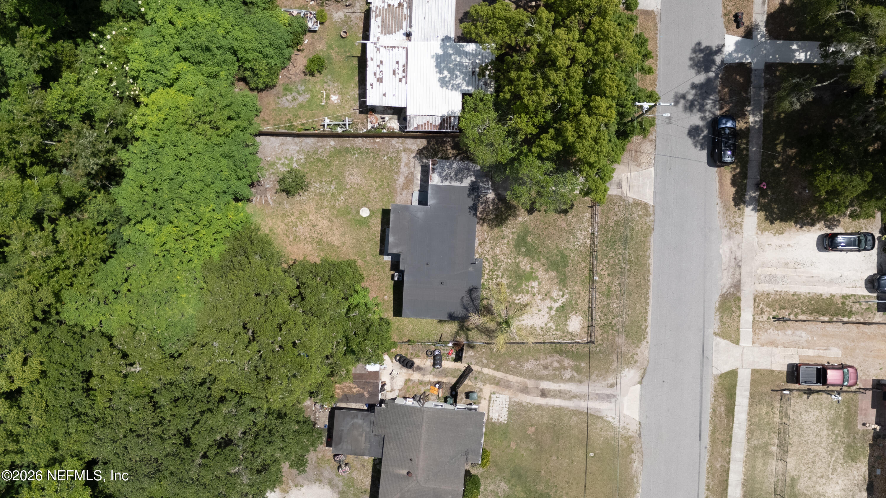 3637 E Eve Drive E — photo