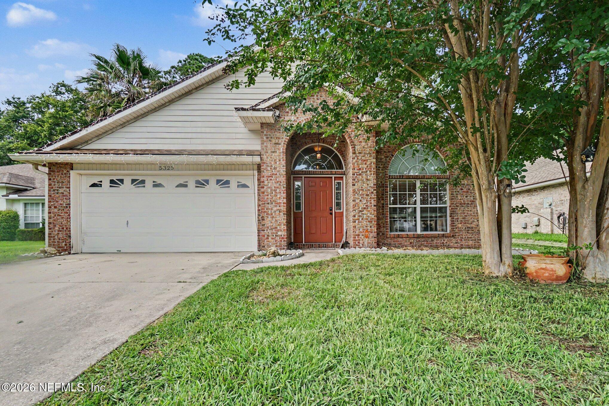 5325 Lake Gardens Lane — photo