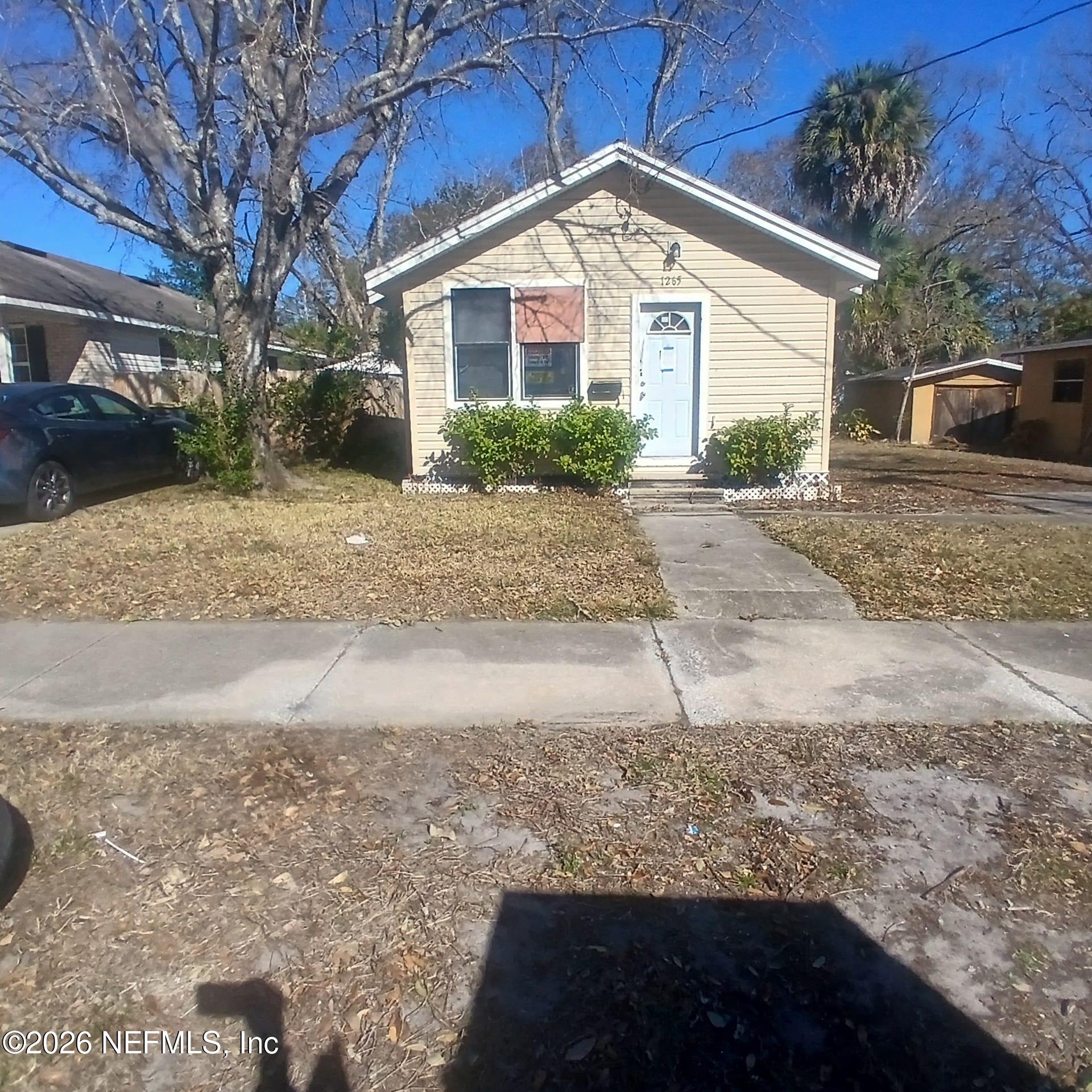 1265 W 30th Street — photo