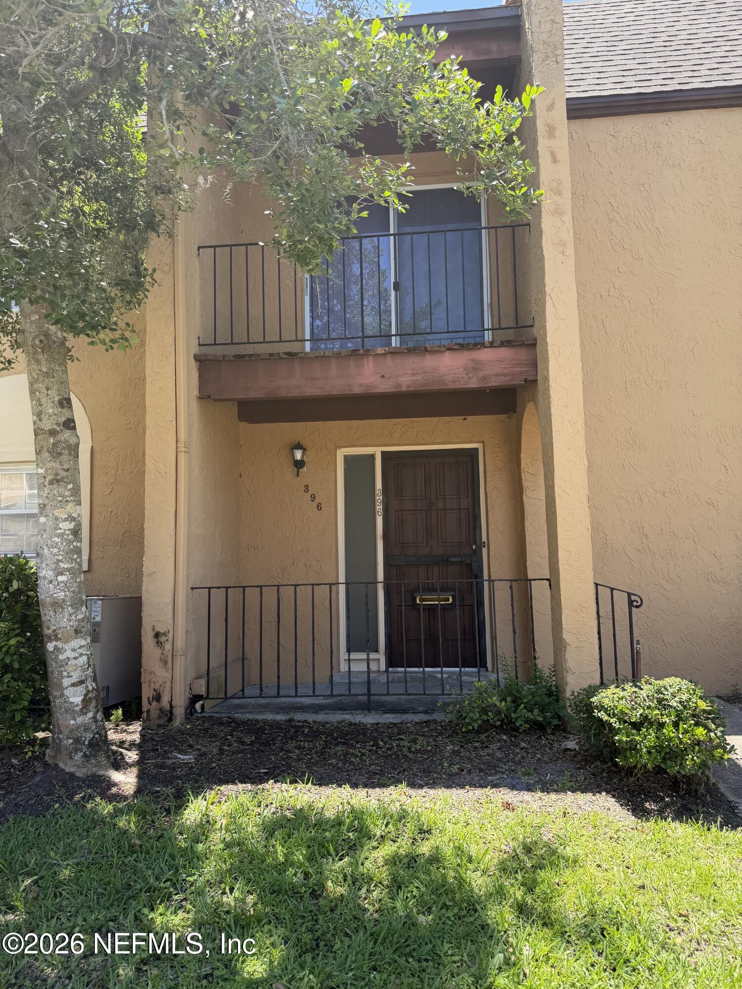 396 Regency Wood Drive 17 — photo