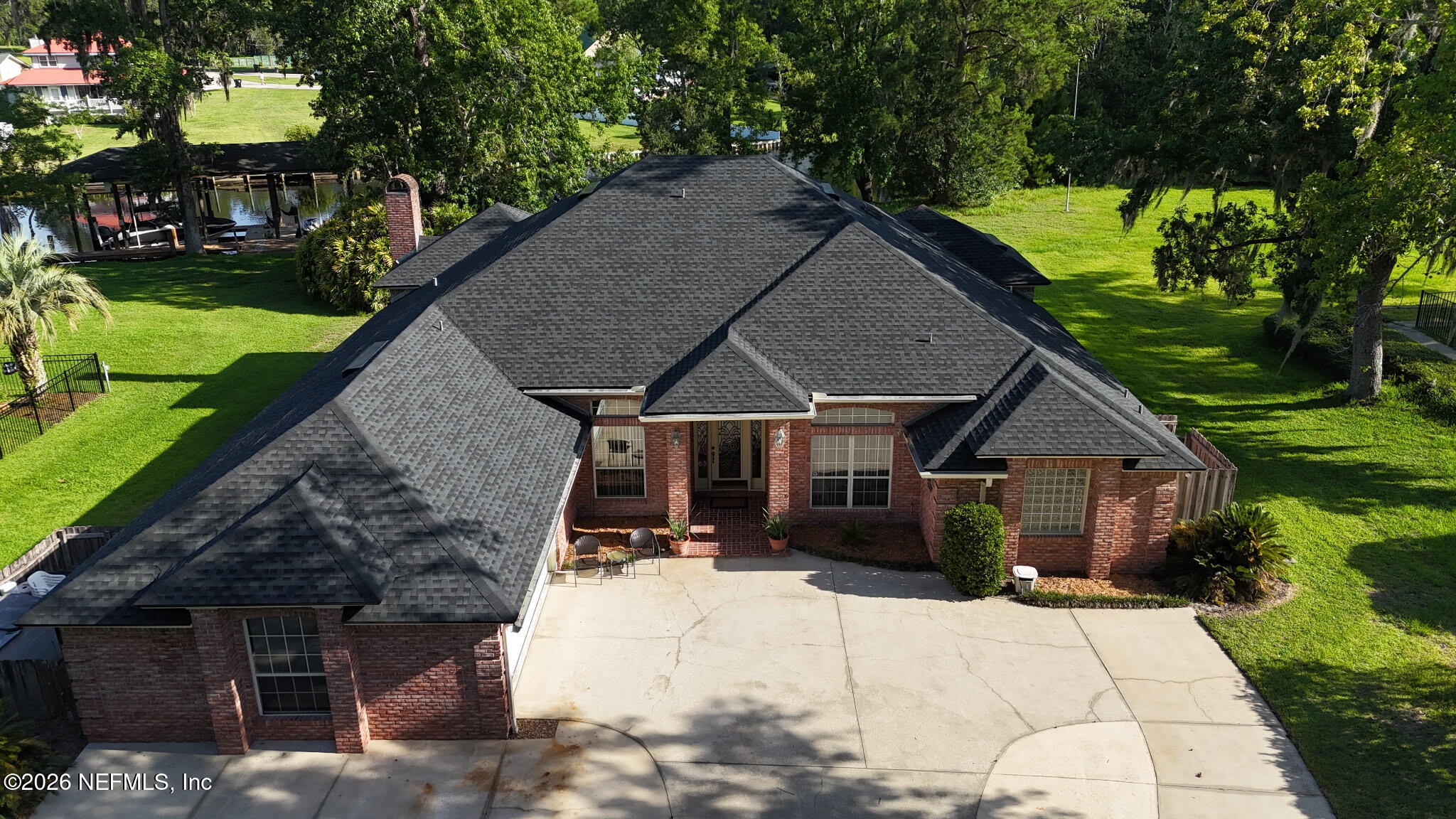 1816 Oak Park Circle — photo