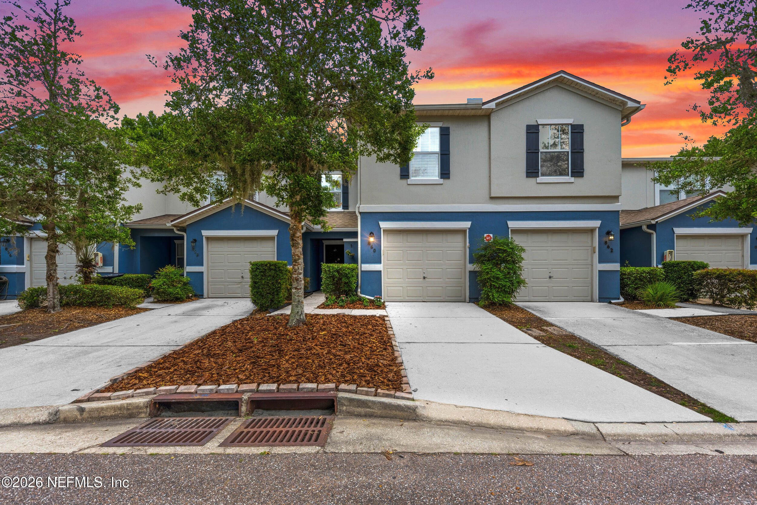 860 S Black Cherry Drive — photo