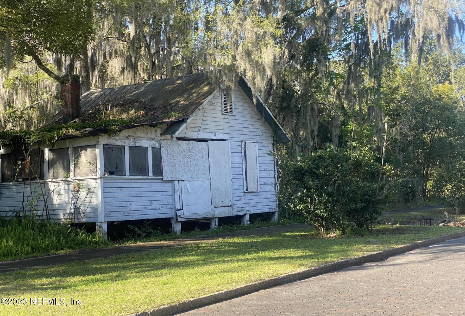 705 Olive Street — photo