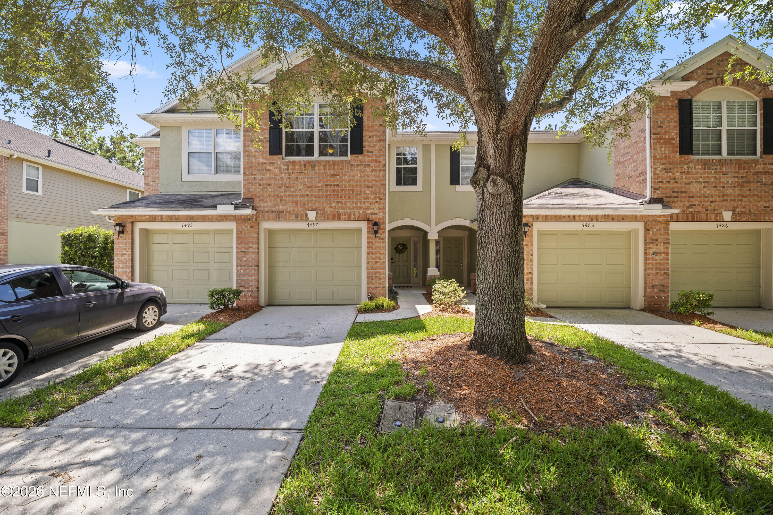 7490 Scarlet Ibis Lane — photo