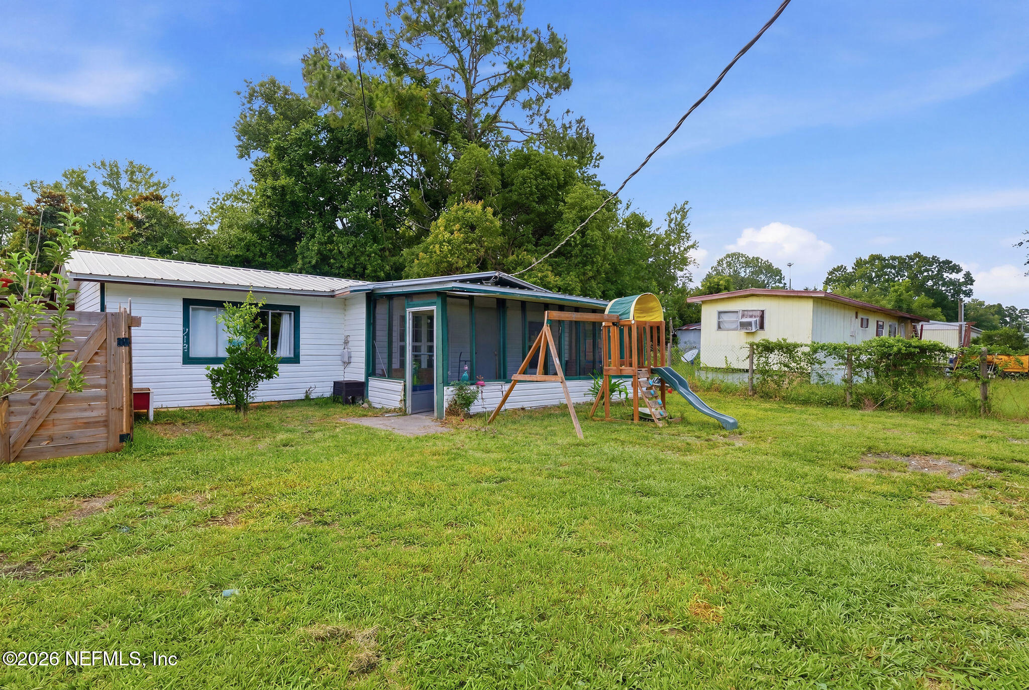 213 Lake Lane — photo