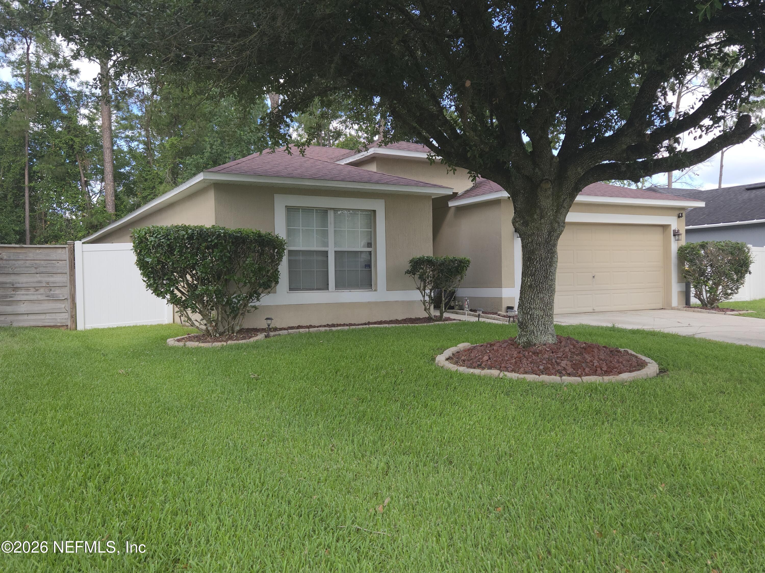1663 E Jayhawk Lane E — photo