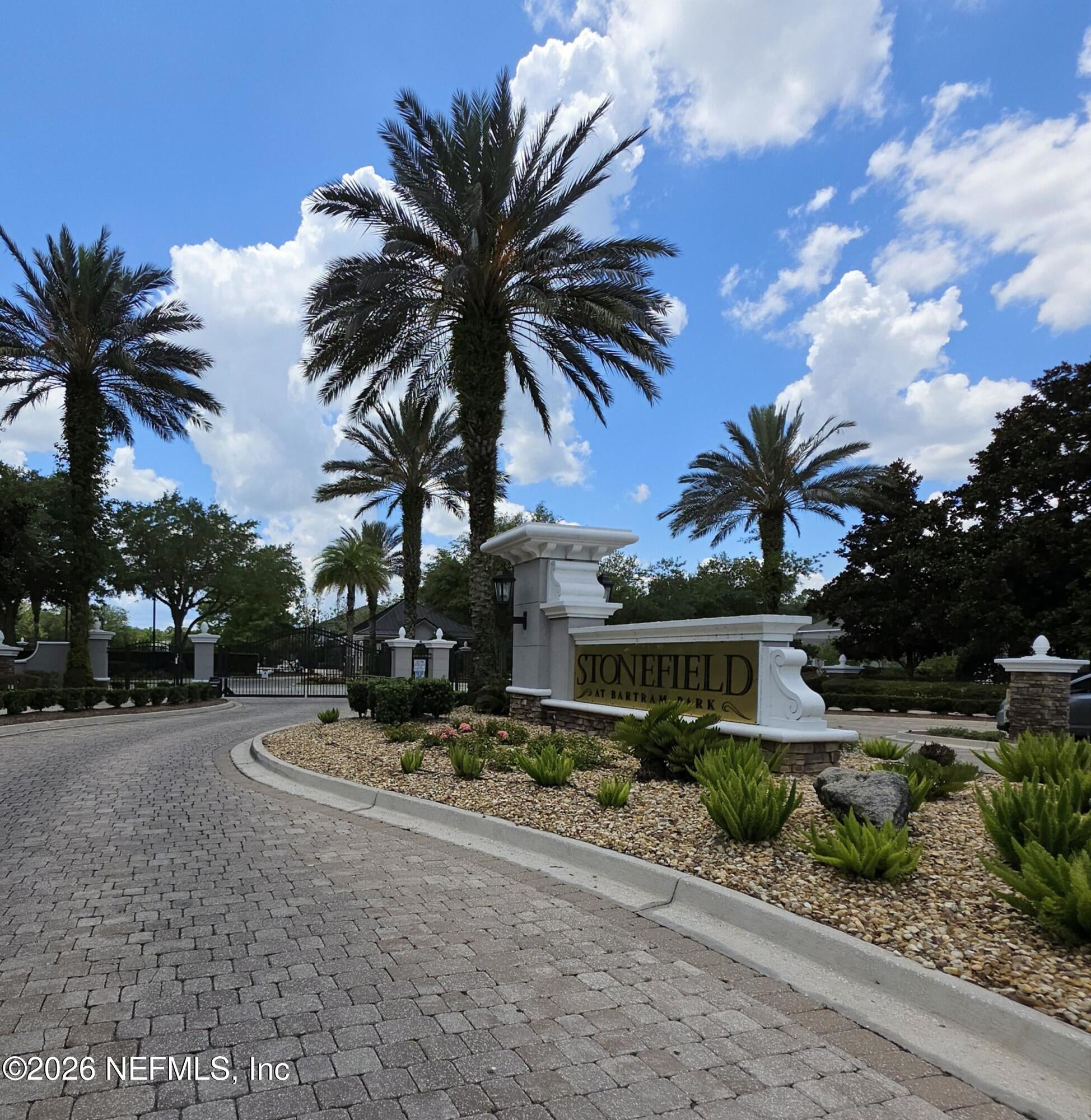 5875 Parkstone Crossing Drive — photo