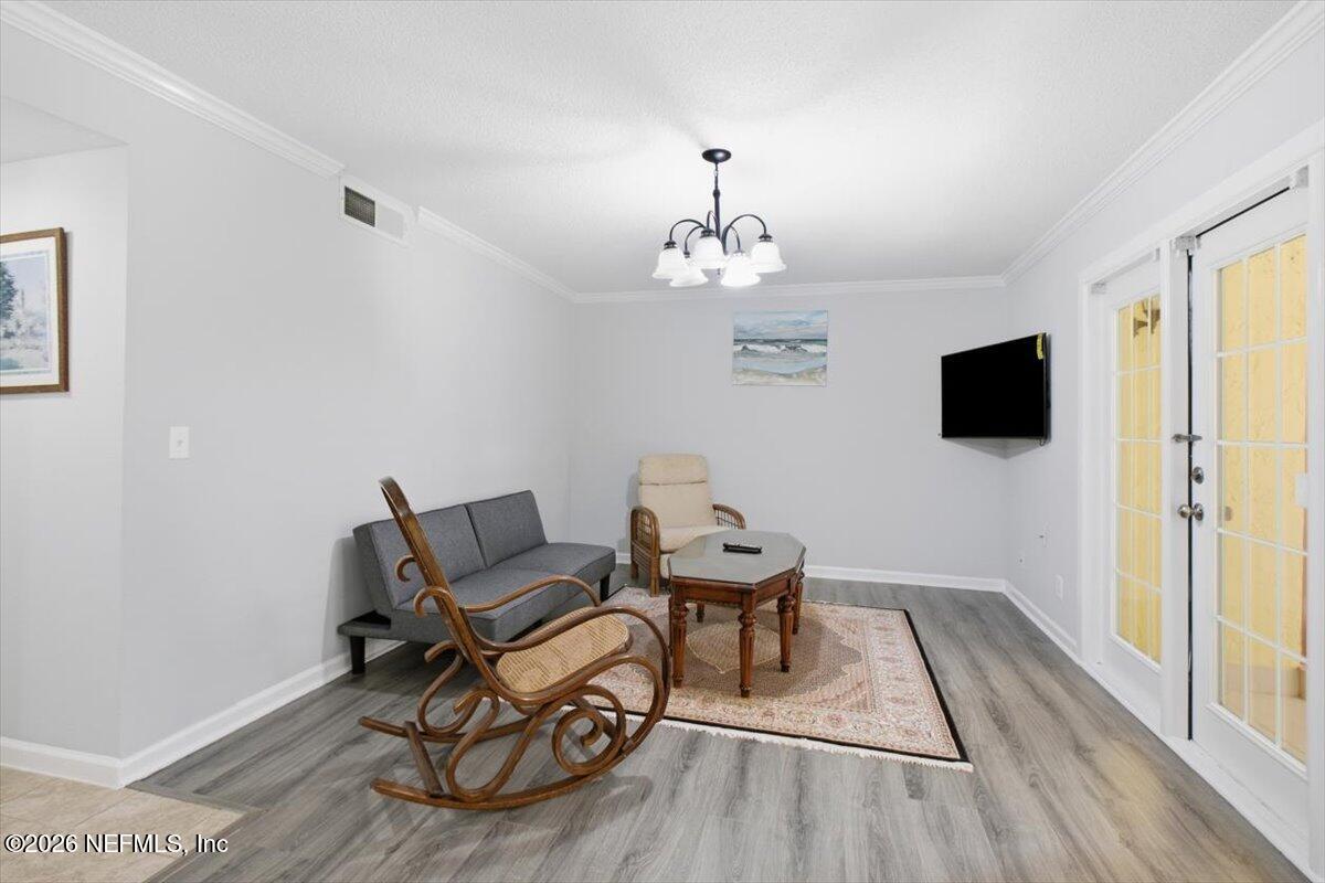3864 la Mirada Drive N 5 — photo