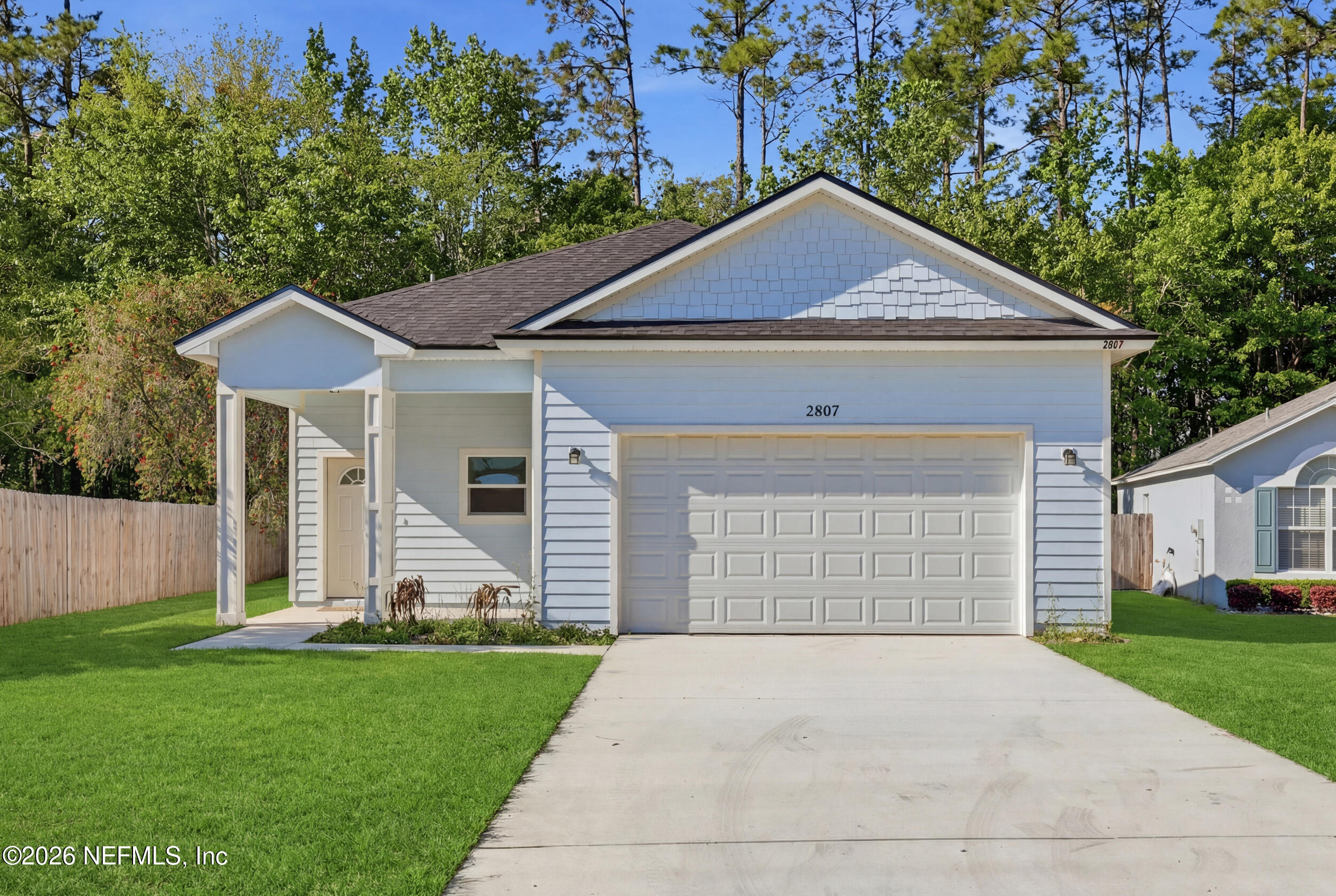 2807 Southampton Drive — photo