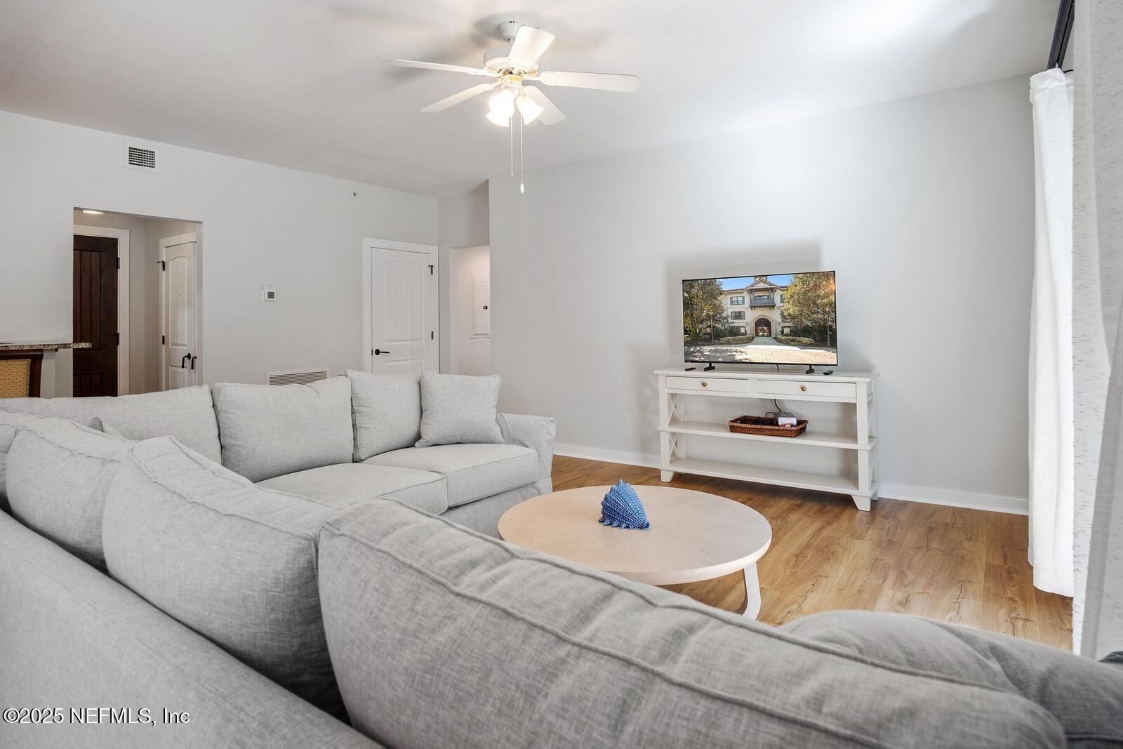 945 Registry Boulevard 210 — photo