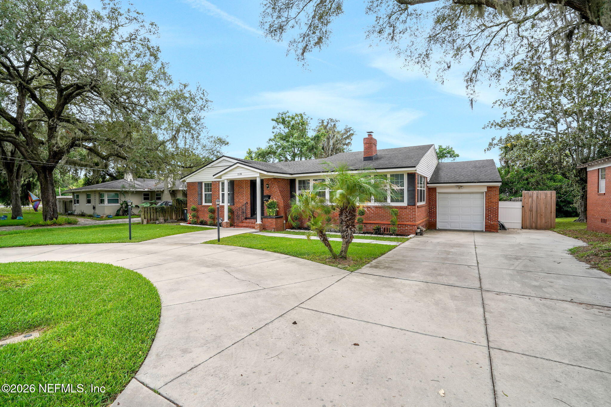 1536 Harbor Oaks Road — photo
