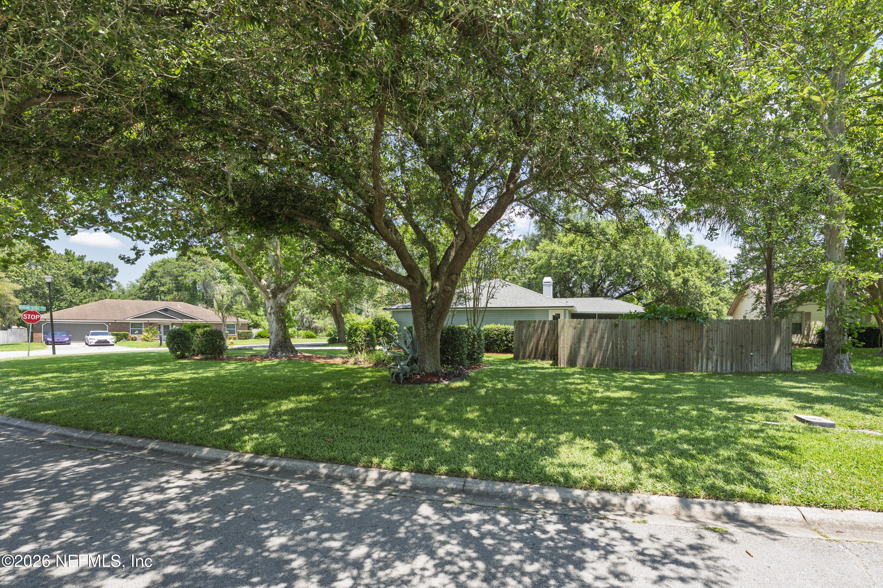 1231 Raleigh Ridge Drive, Jacksonville, FL 32225 — photo 3