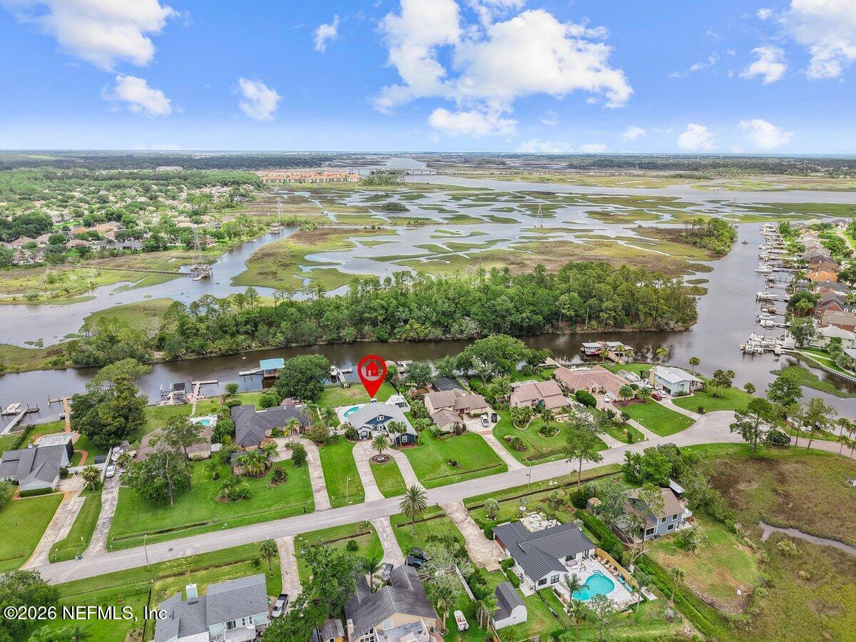 14073 Pine Island Drive — photo