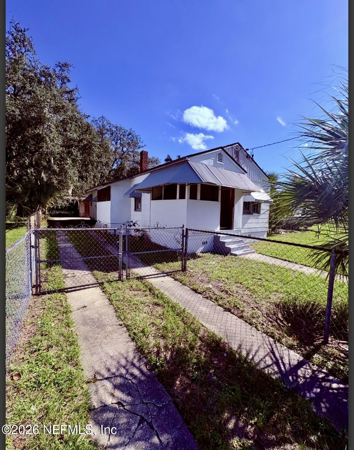 1931 Lambert Street — photo