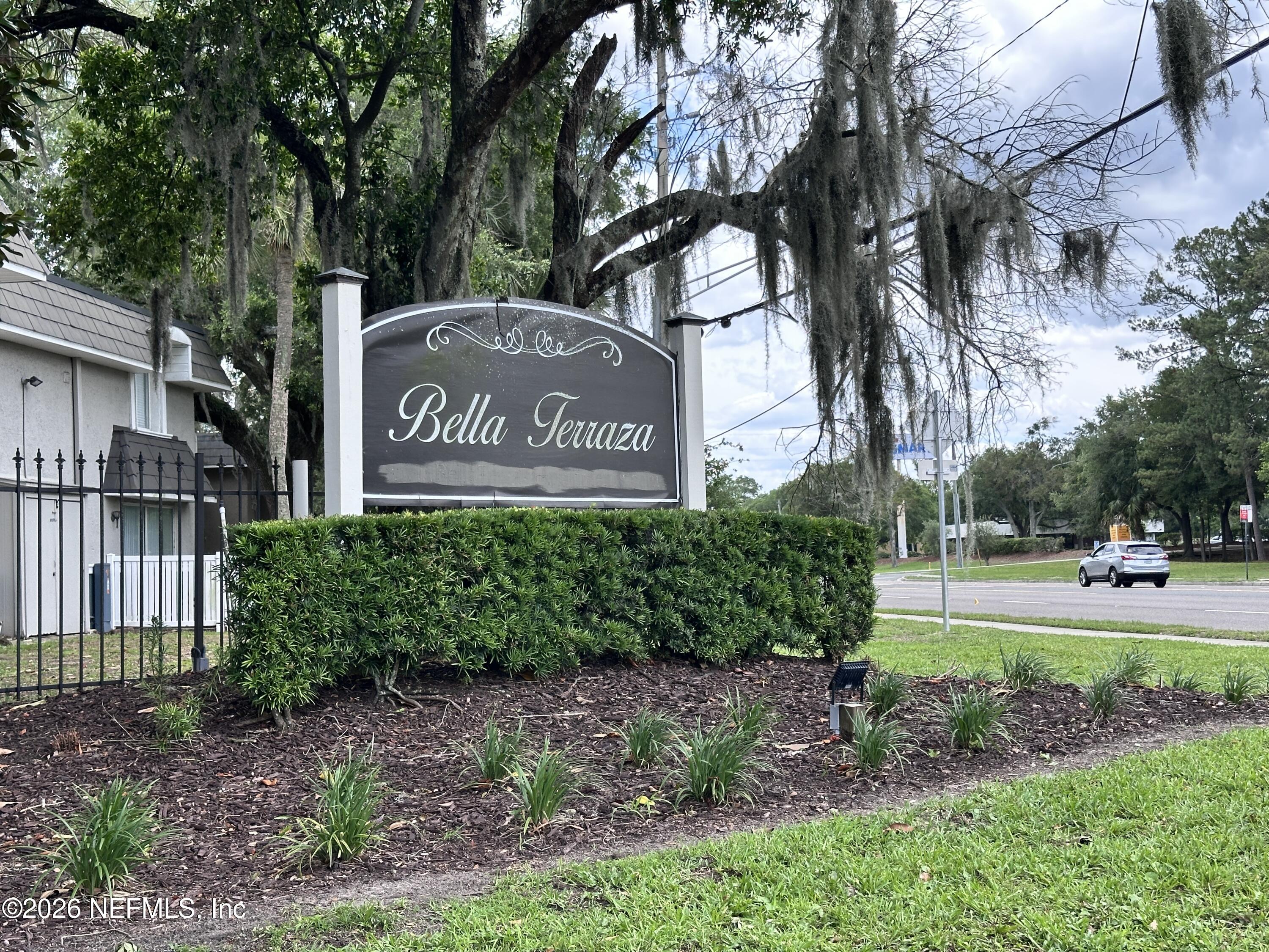 355 Monument Road 12 a1 — photo