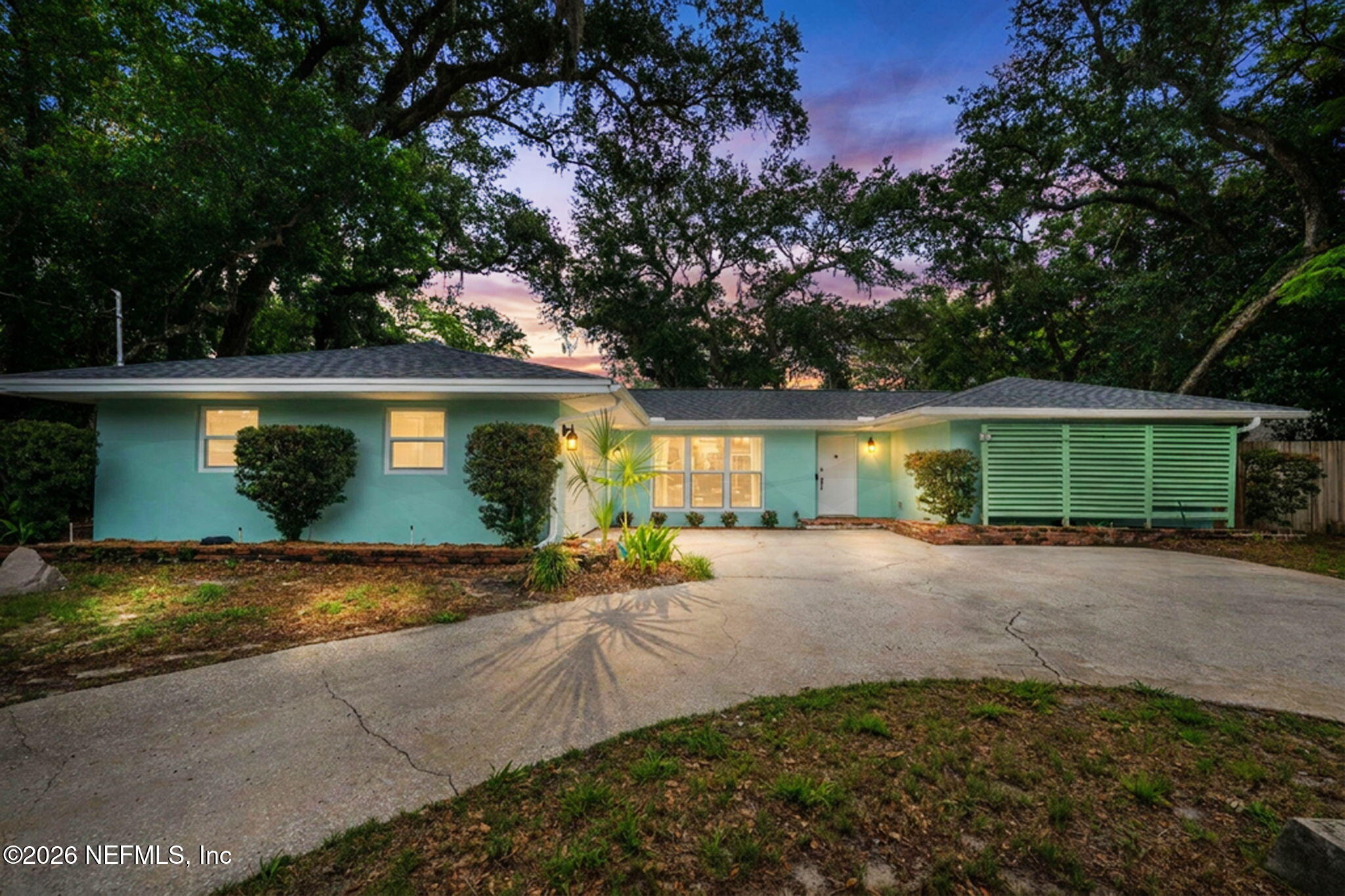 62 Willow Drive — photo