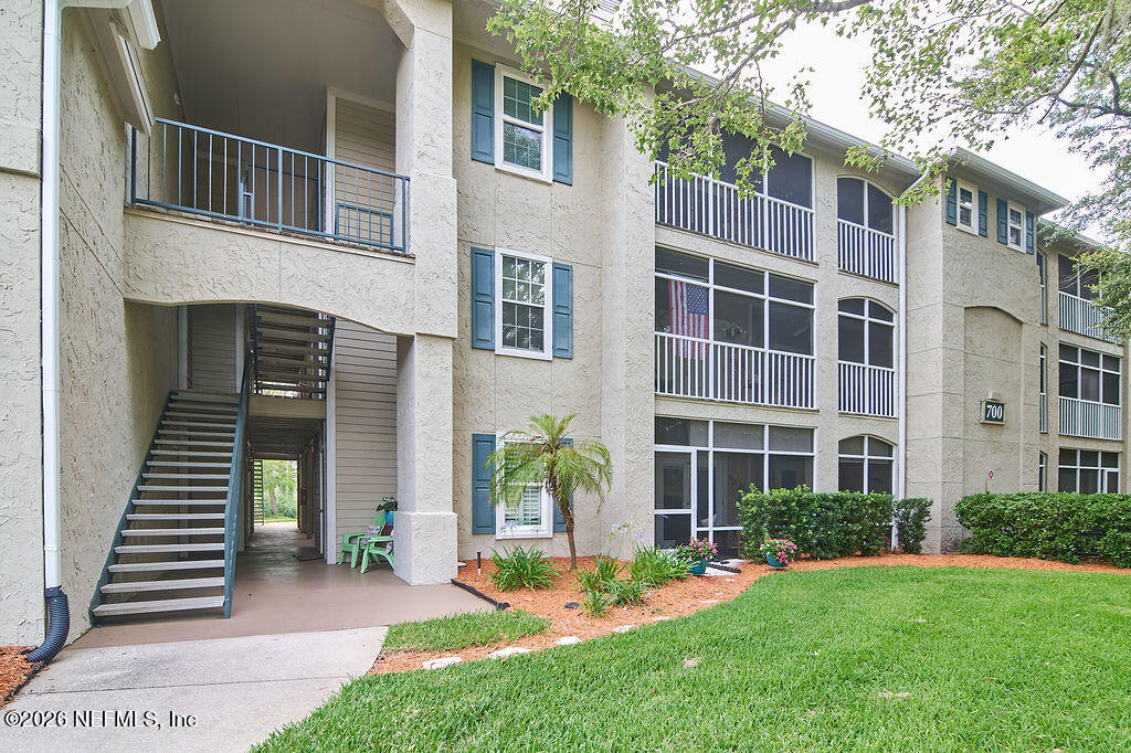700 Ironwood Drive 723 — photo