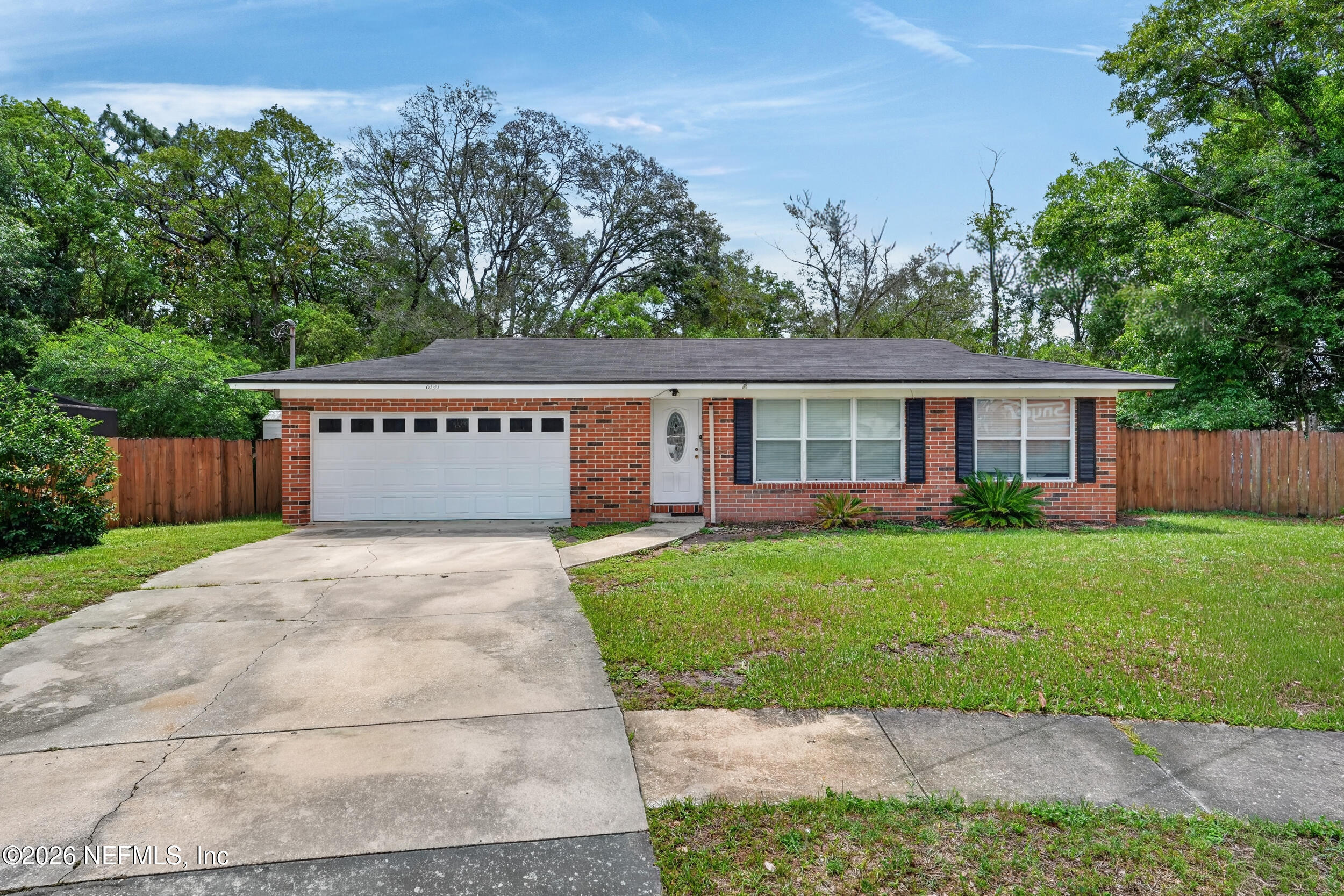 6191 Hill View Court — photo